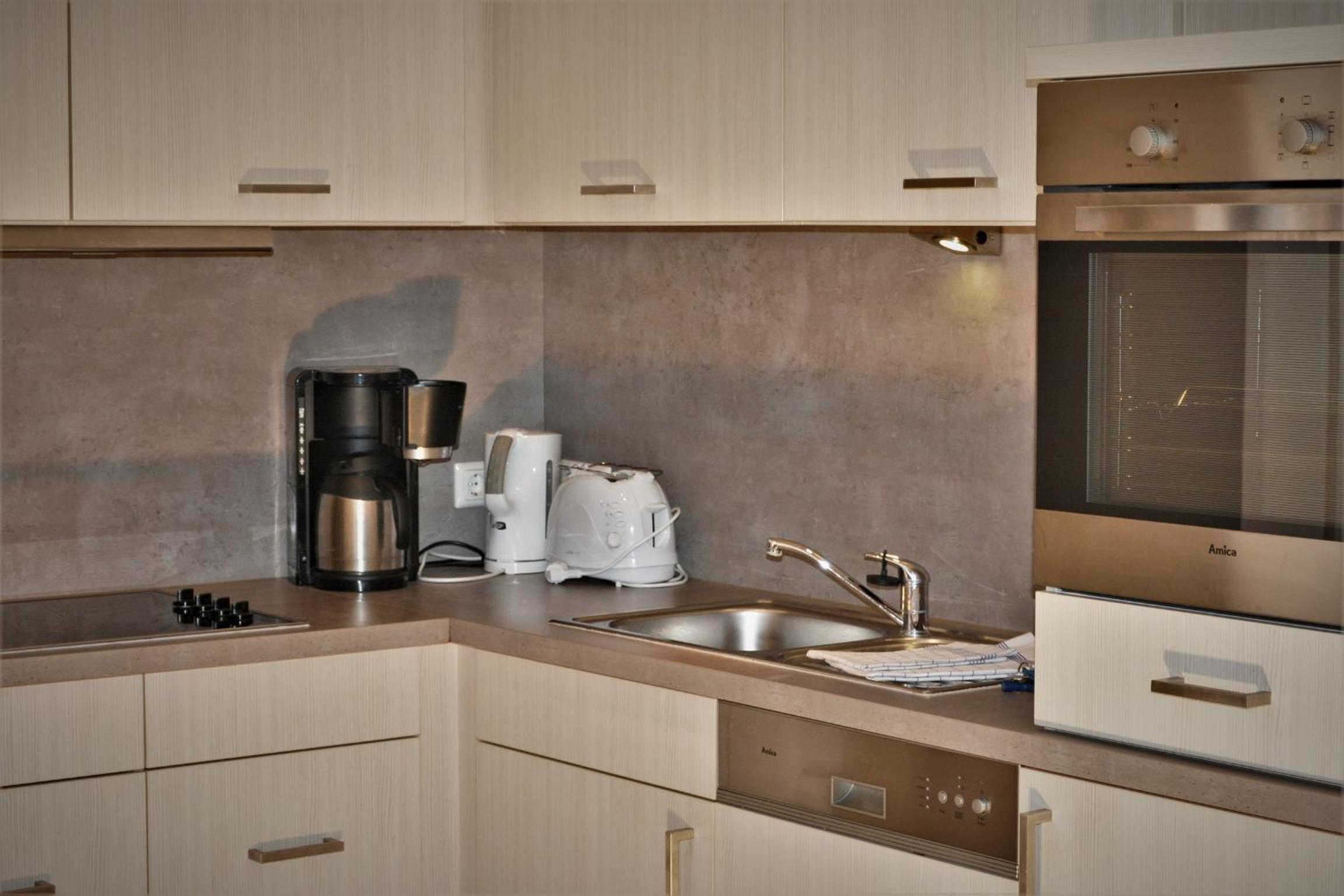 Apartment 7 -