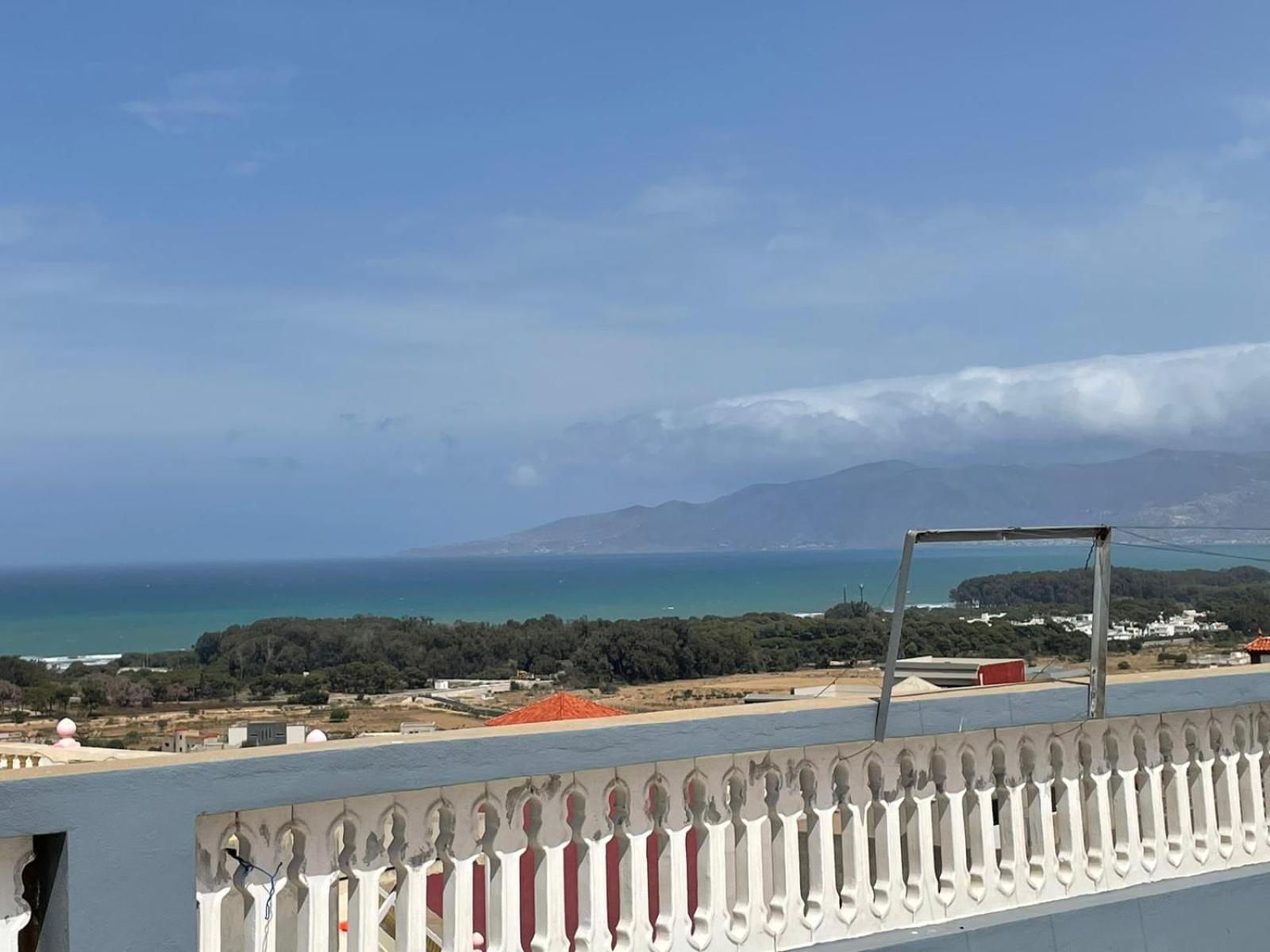 Grande maison moderne à Ajdir Al Hoceima 12 voyageurs Confort & espace garantis view 3
