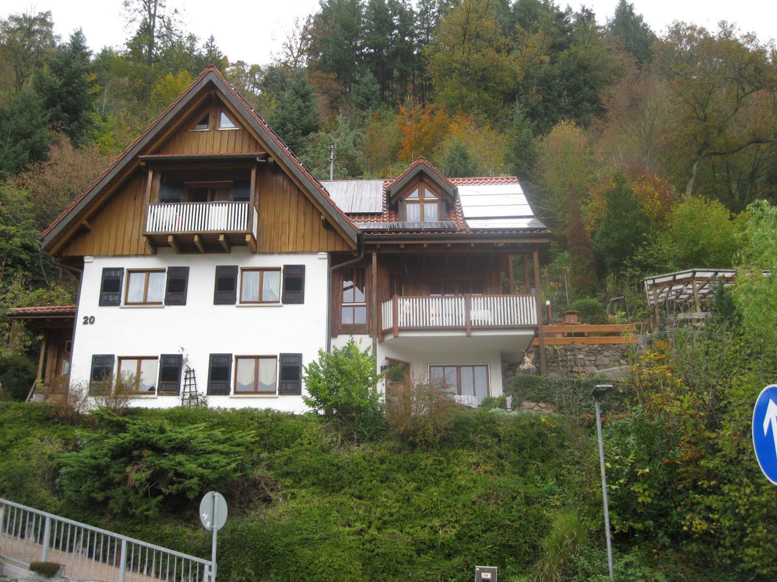 Urlaub mit Blick auf Schiltachs Fachwerkhäuser view 3