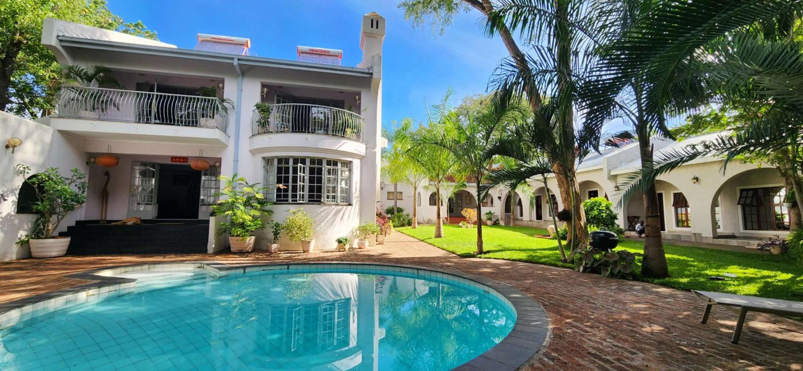 Jacaranda Lodge