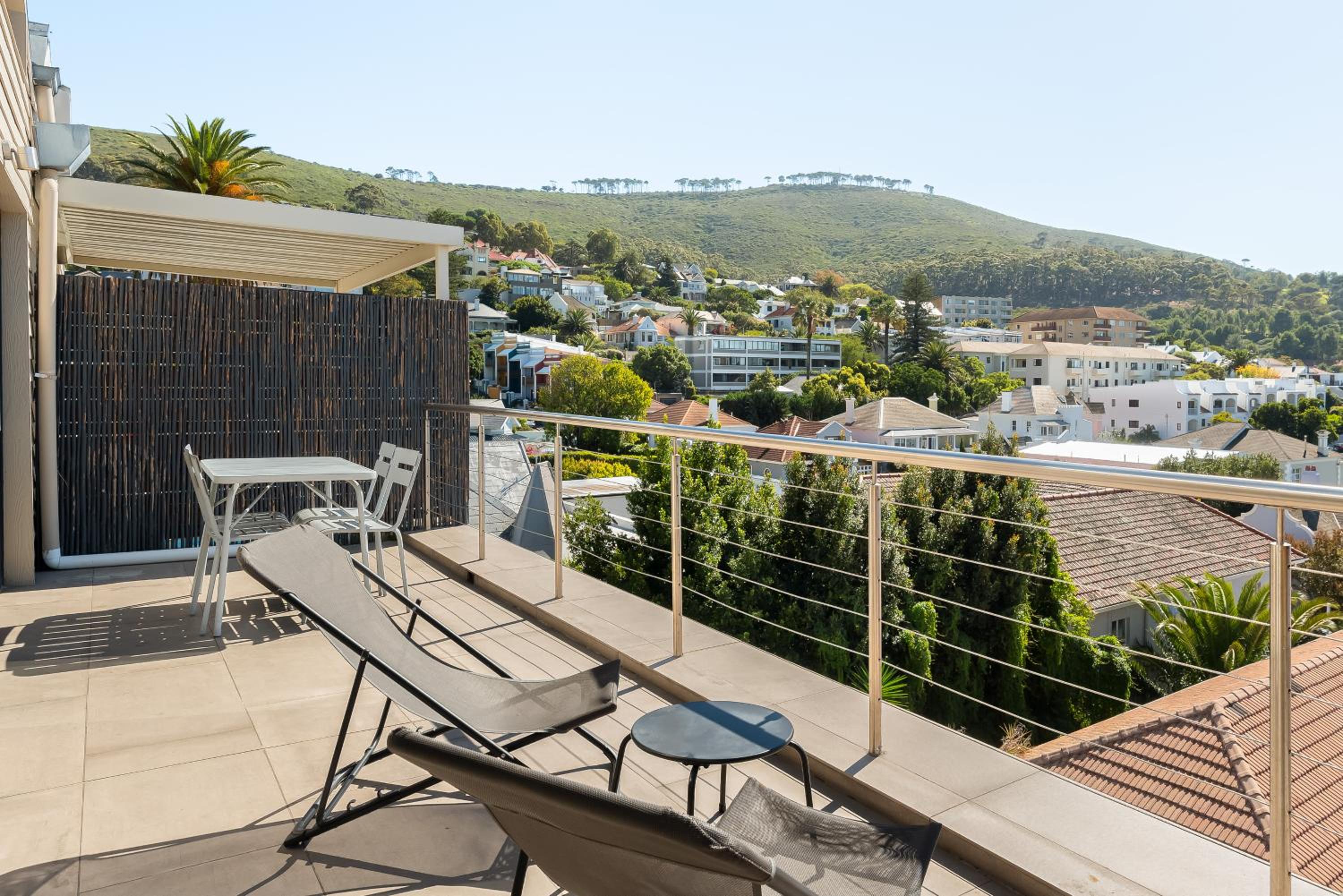 Burnside 302 view 3