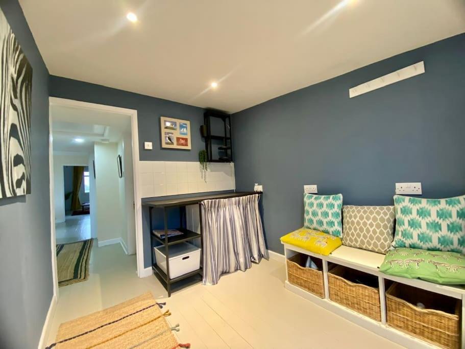 Pretty 1 bedroom cottage near Cirencester view 3