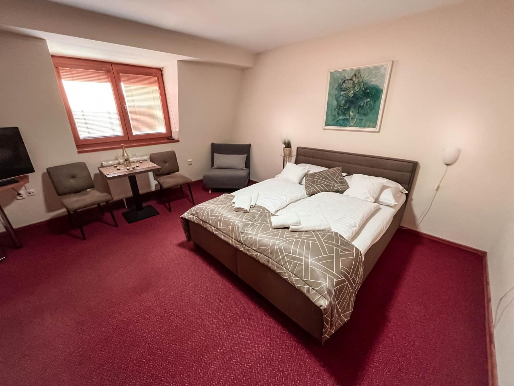 Tavel boutique hotel