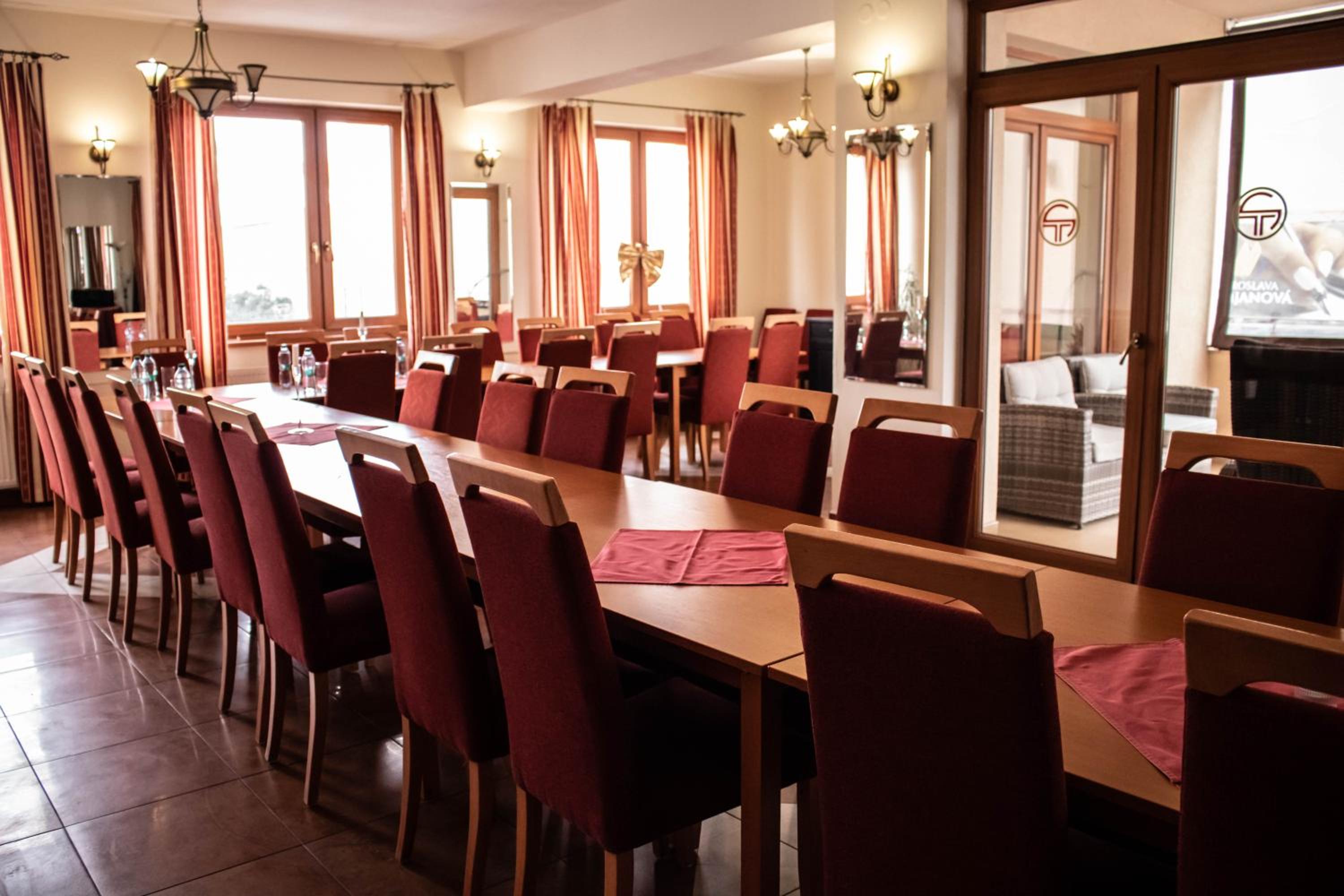 Tavel boutique hotel