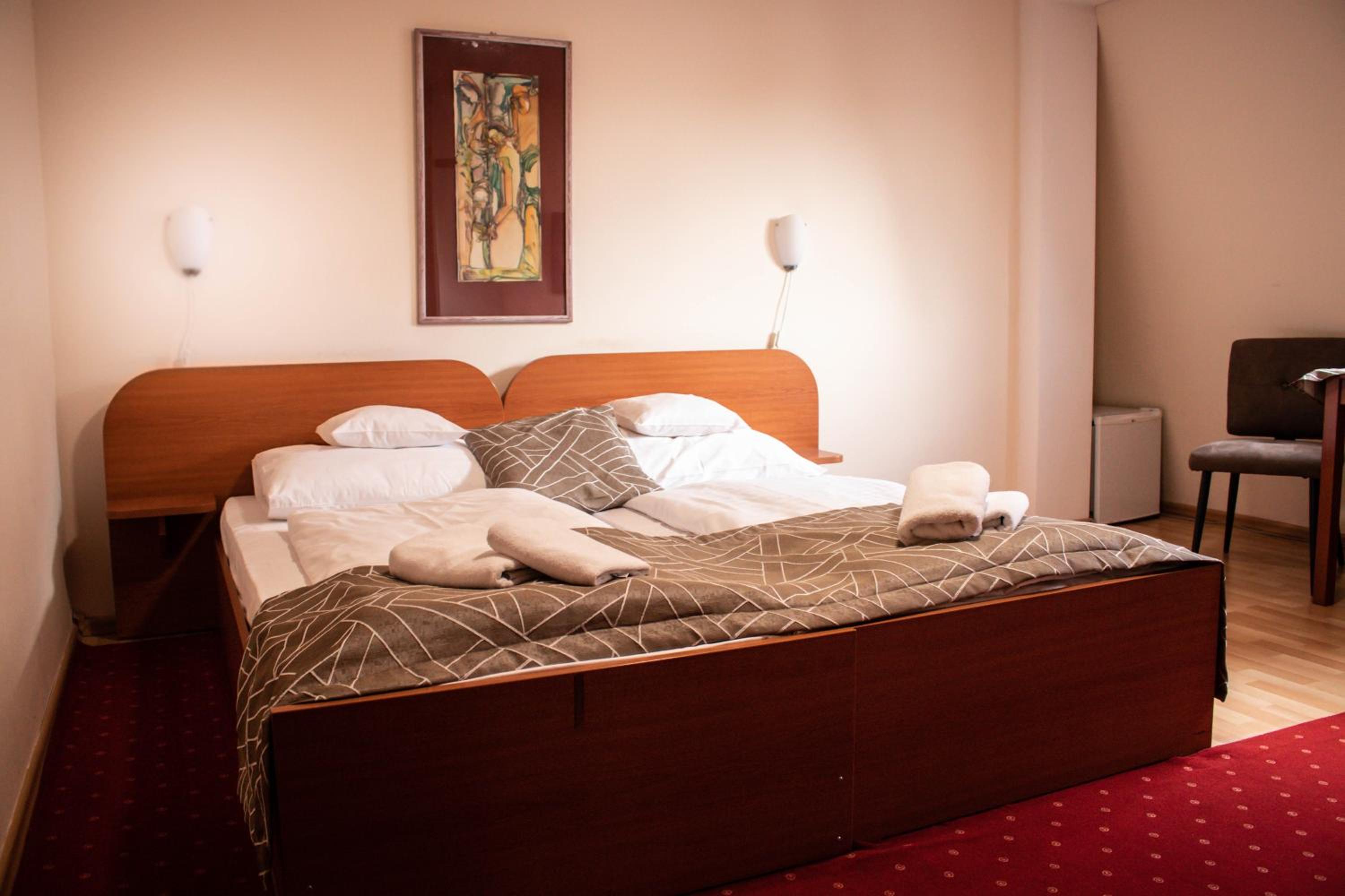 Tavel boutique hotel