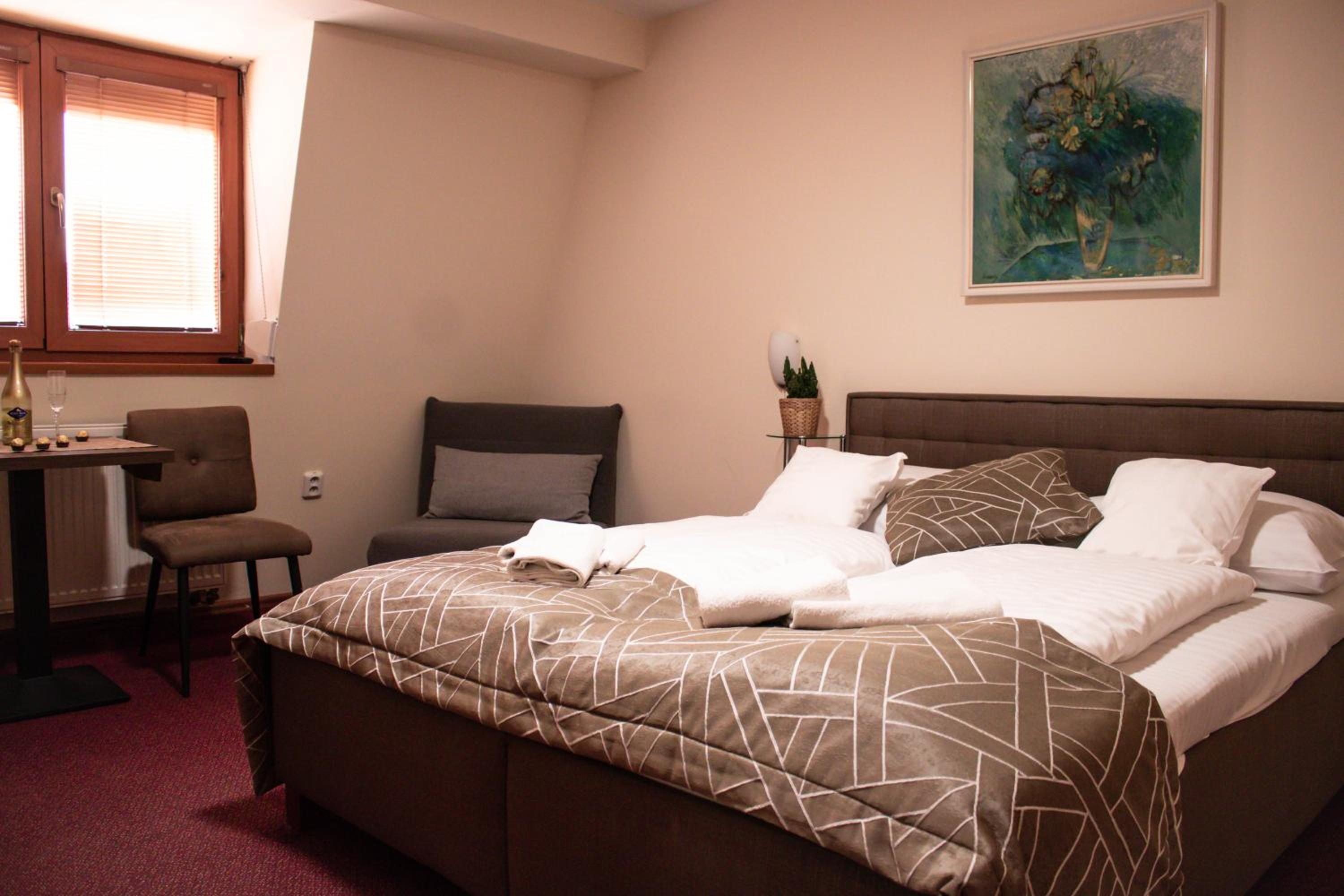 Tavel boutique hotel
