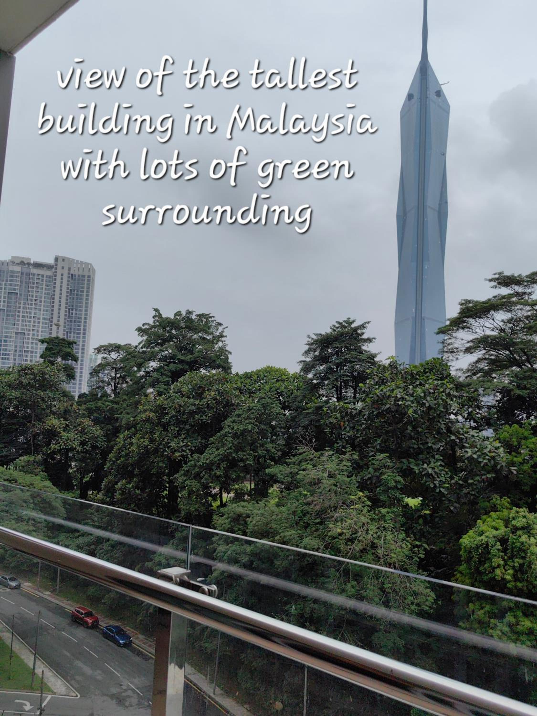 703 KLCC 5 minutes to Alor Street Ceylon Pavilion 3 Room Apt for 10 Pax