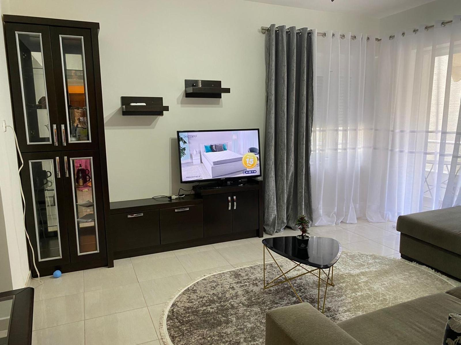 Andra Apartment