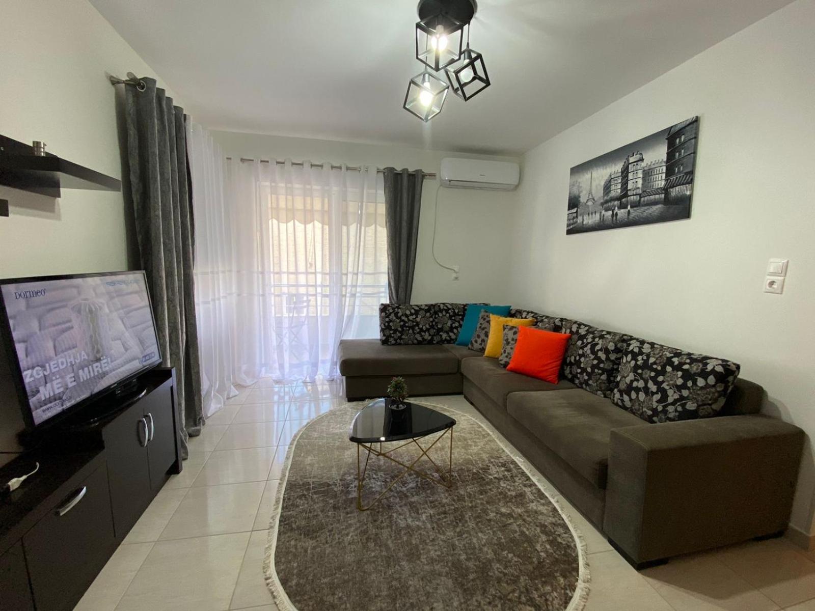 Andra Apartment