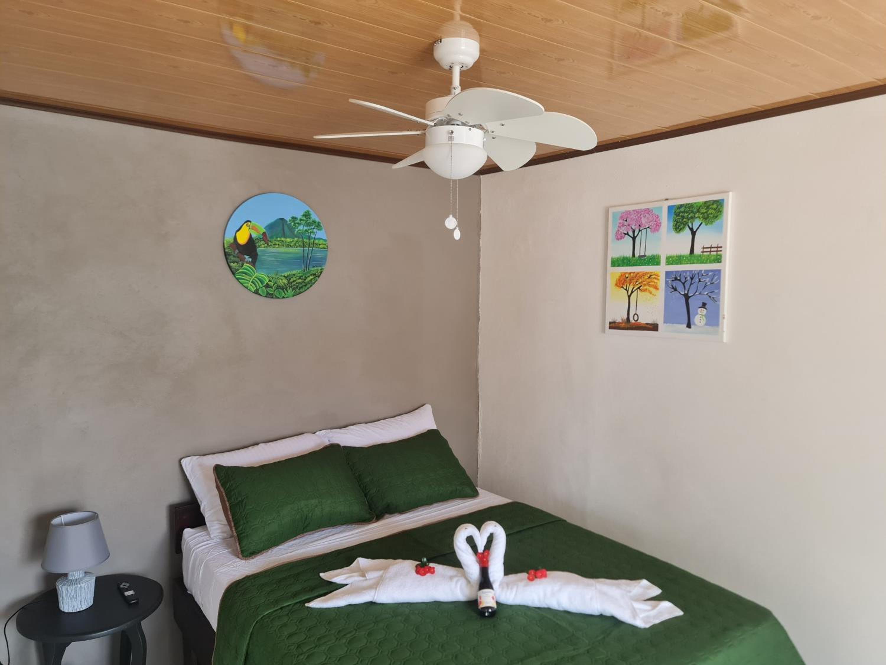 Cabinas Guayabón #4, AC, La Fortuna Volcán Arenal