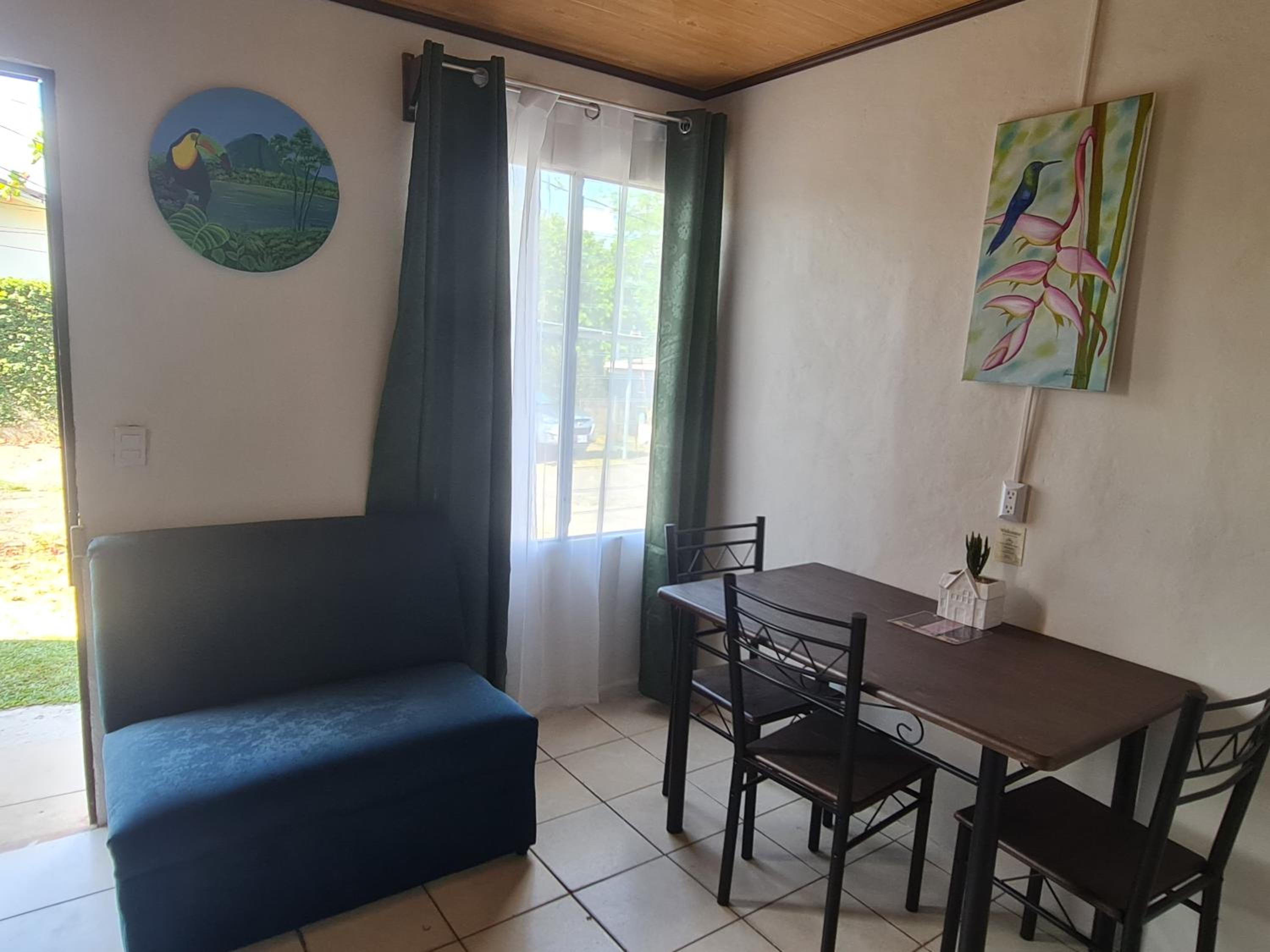 Cabinas Guayabón #4, AC, La Fortuna Volcán Arenal