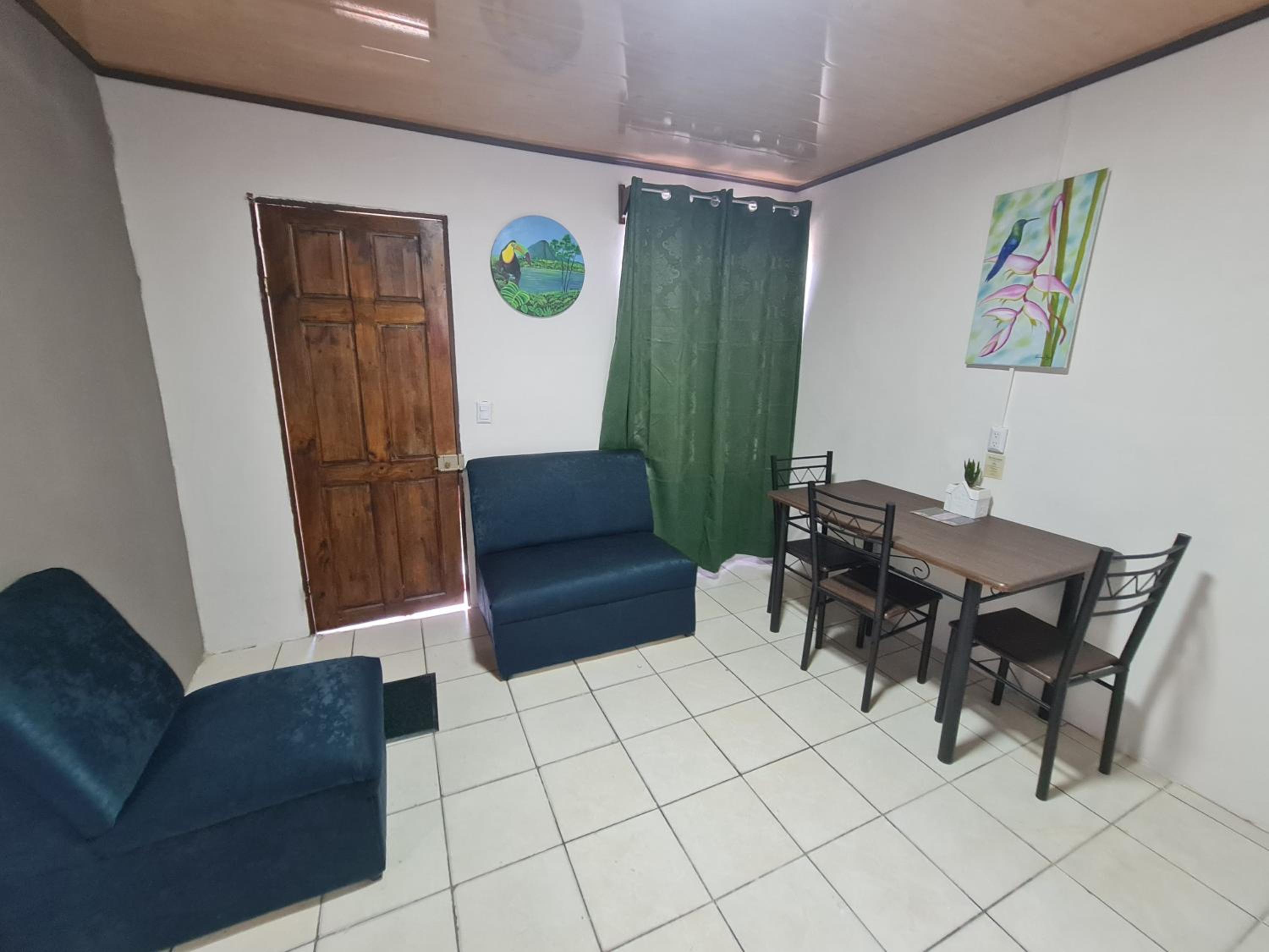 Cabinas Guayabón #4, AC, La Fortuna Volcán Arenal