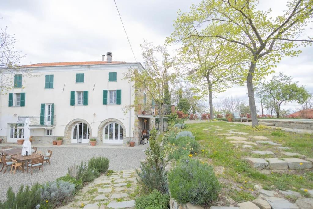 Villa Del Martello Piemonte with pool!