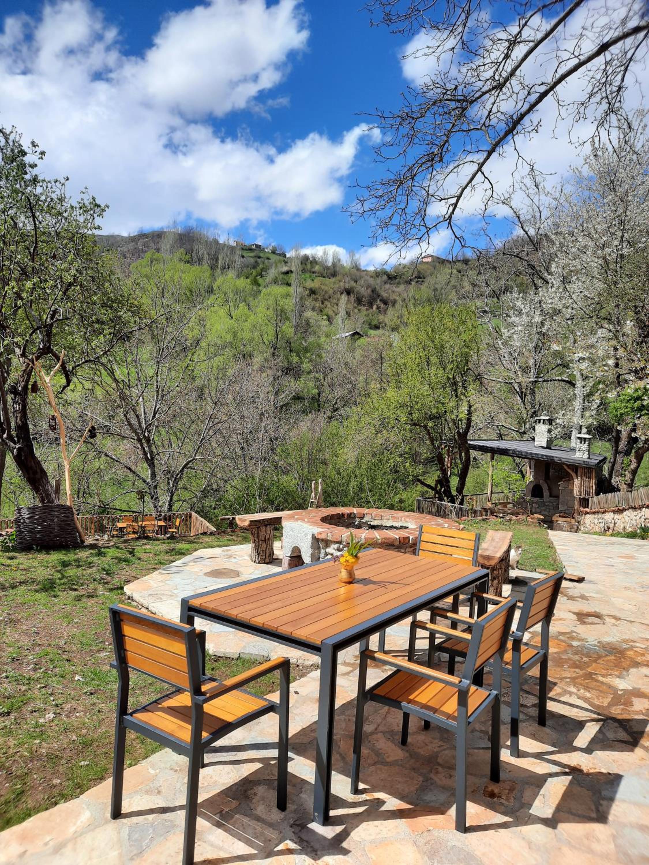 Kulla Hupi Agriturism