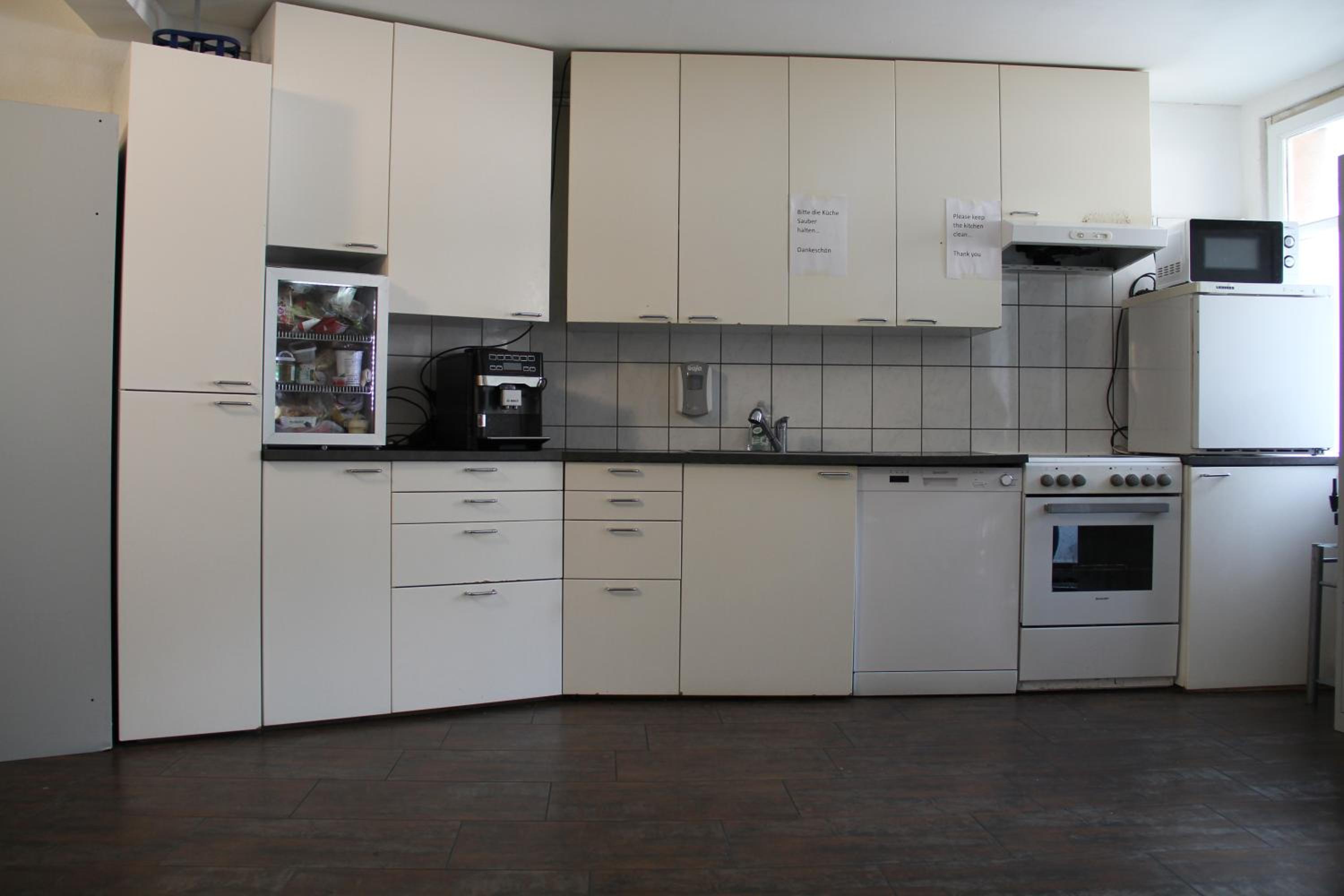 Stay2Night City Center Hostel