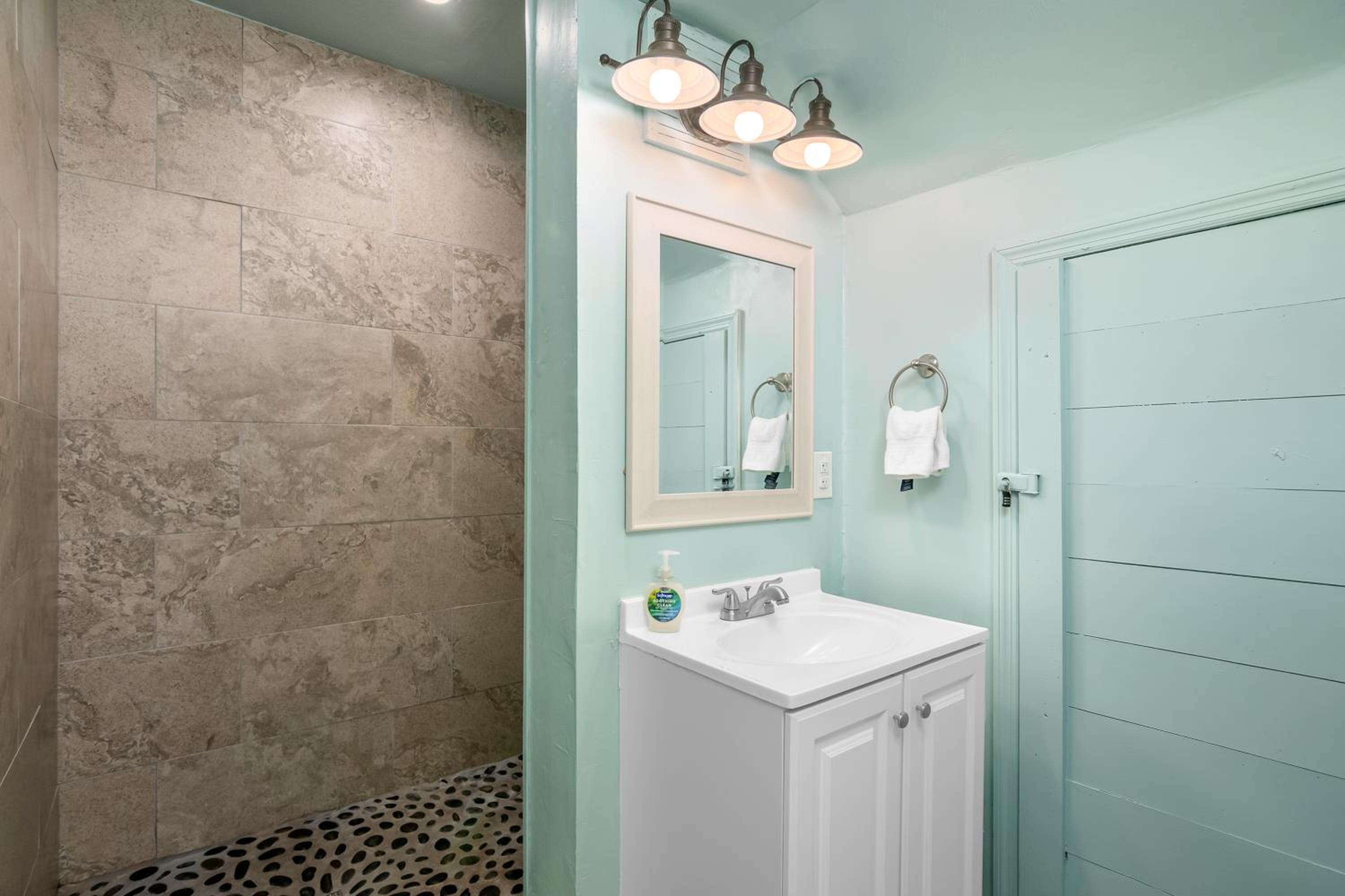 Latitude 26 Waterfront Boutique Resort - Bonita Springs