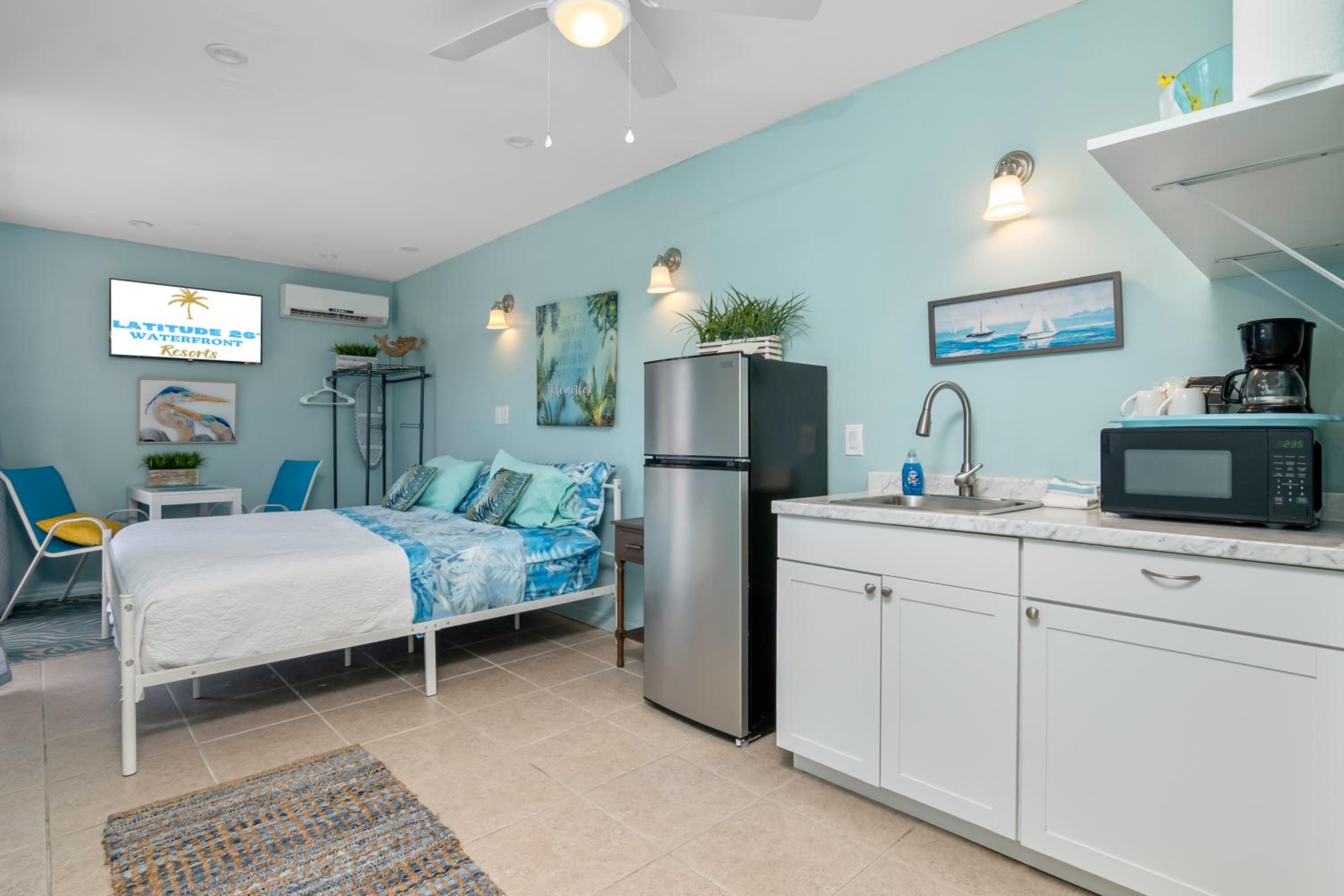 Latitude 26 Waterfront Boutique Resort - Bonita Springs