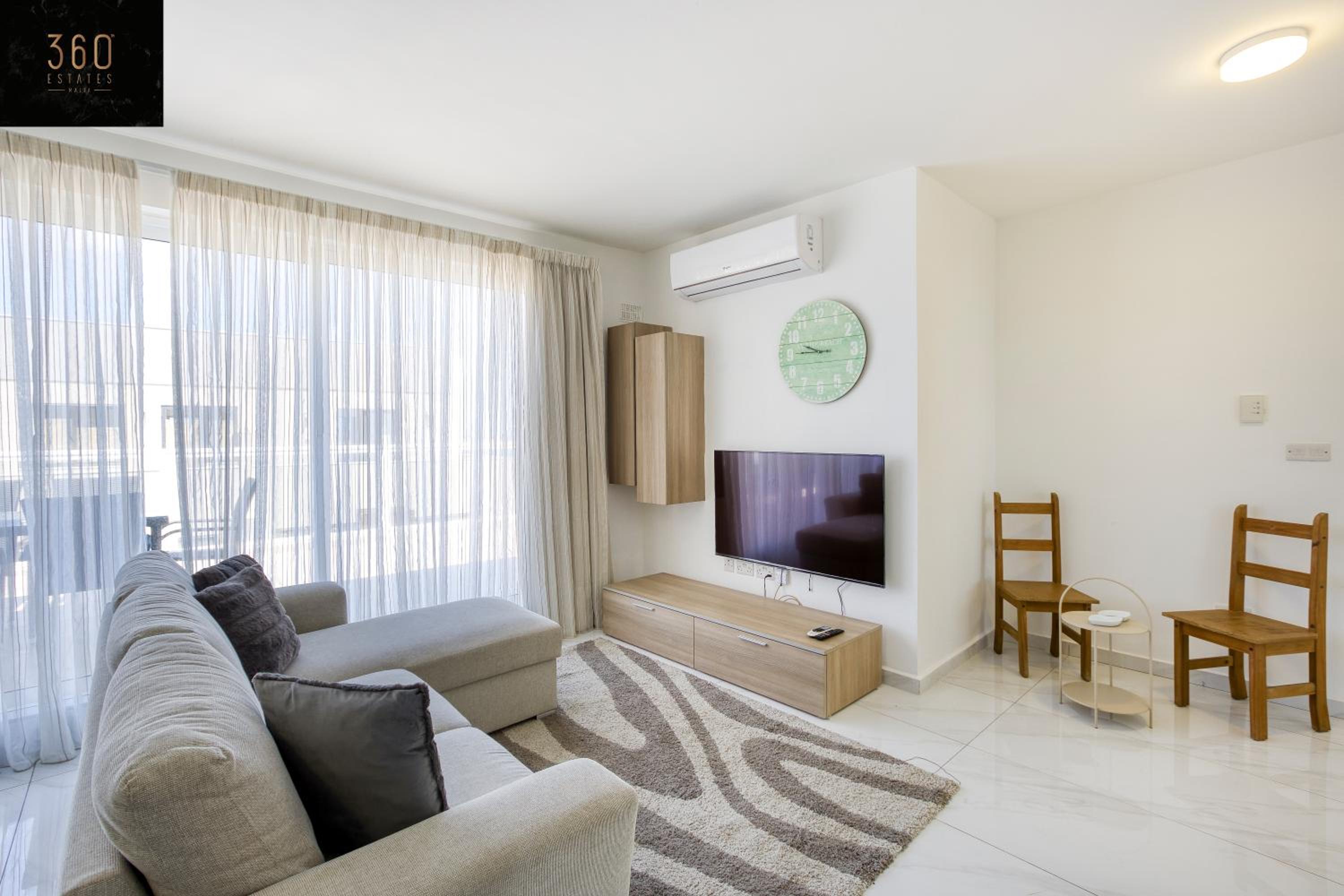 Lux Sea front Penthouse with breathtaking views in St Pauls by 360 Estates photo 5