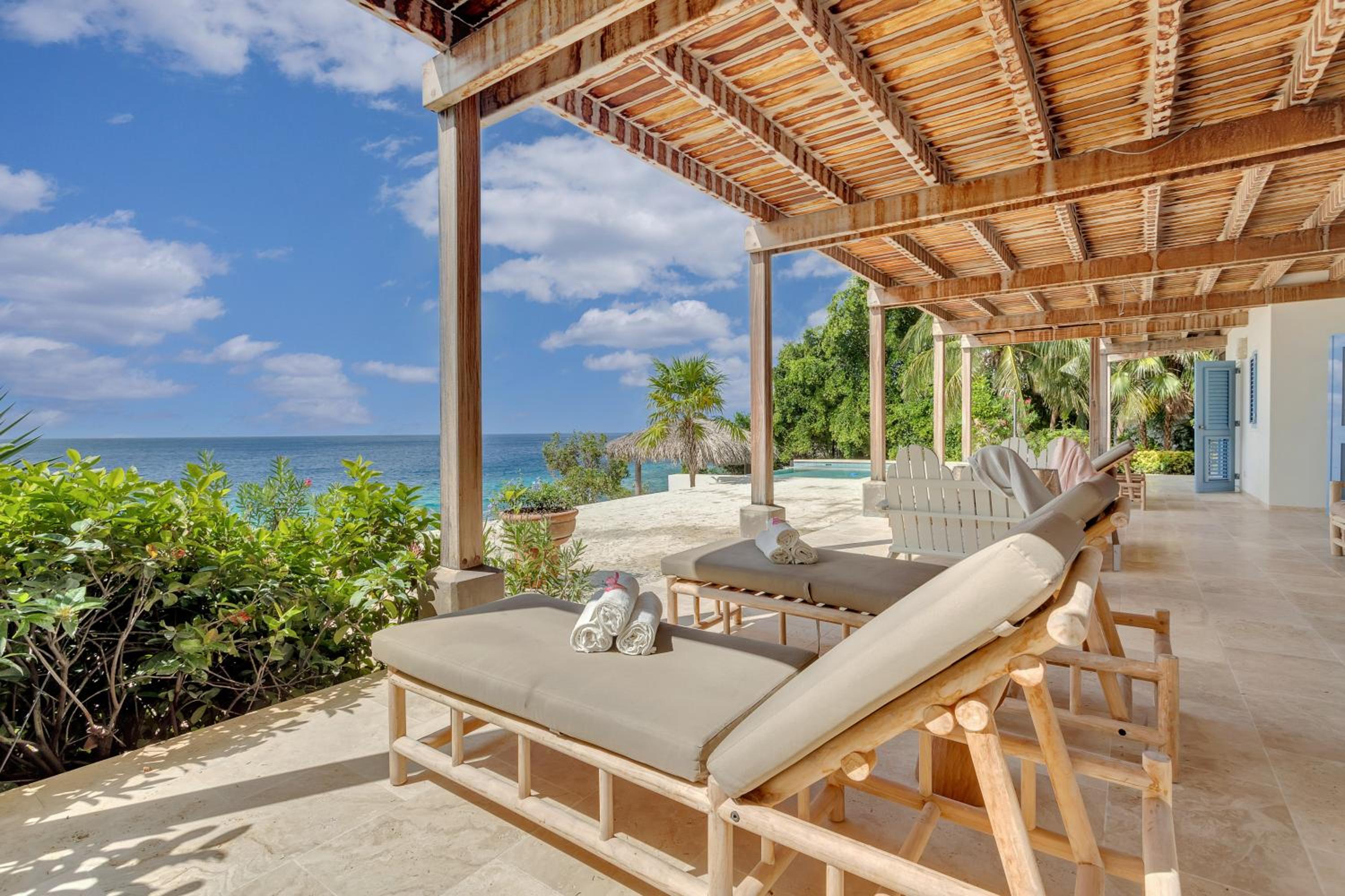 Villa Shores 32