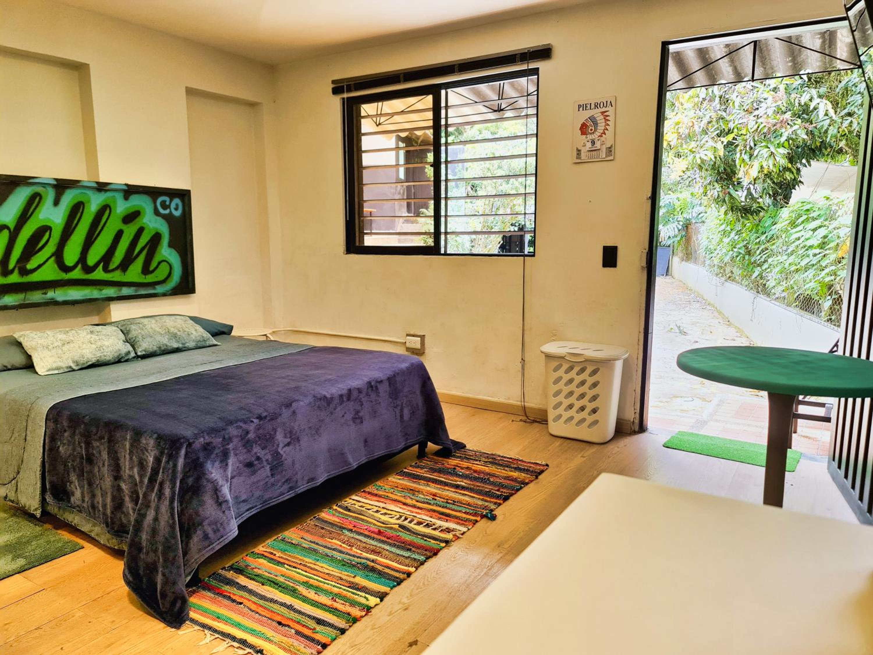 Central House in El Poblado surrounded by nature