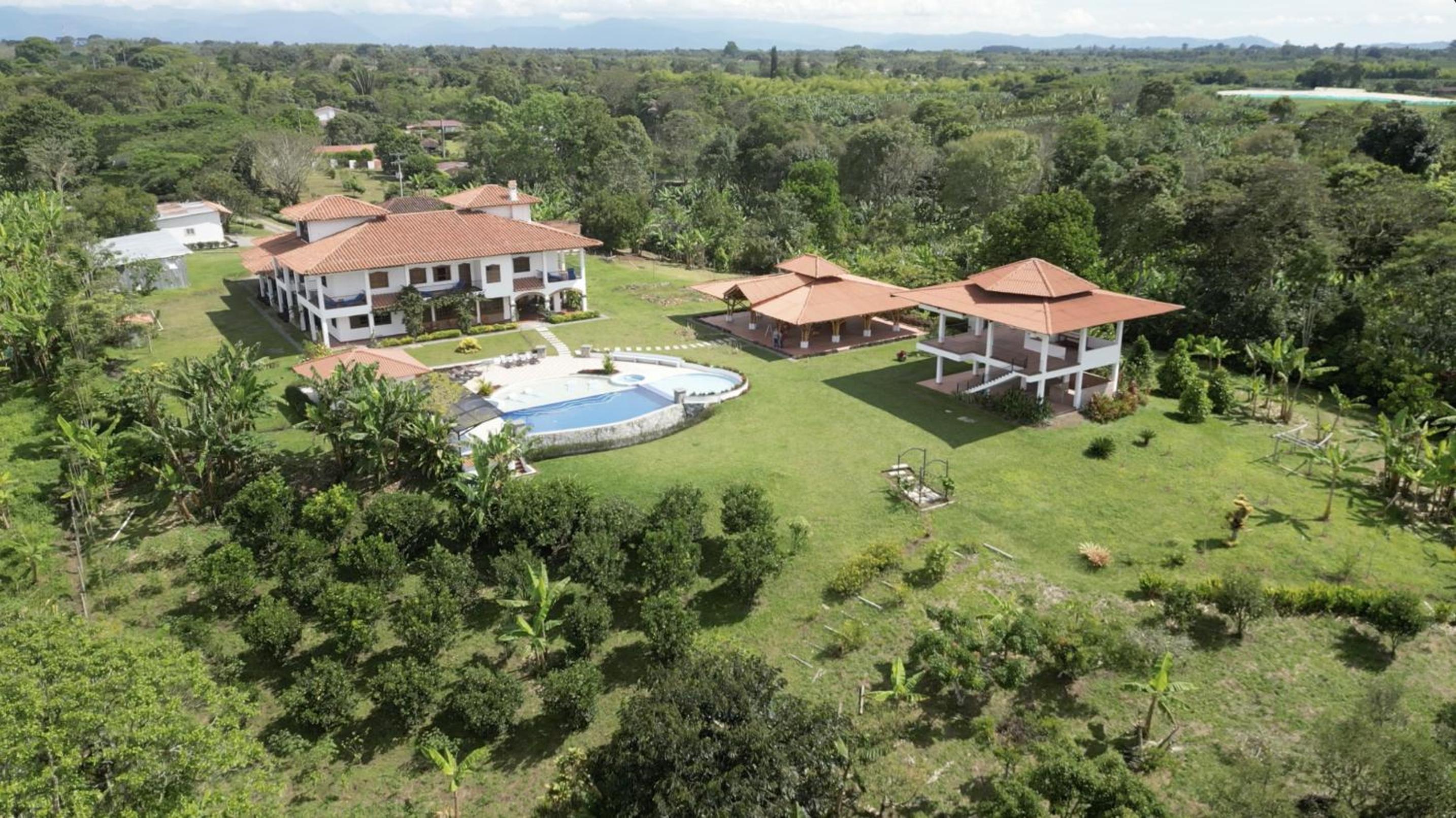 Hotel Casona Montanesa Quindío eje cafetero