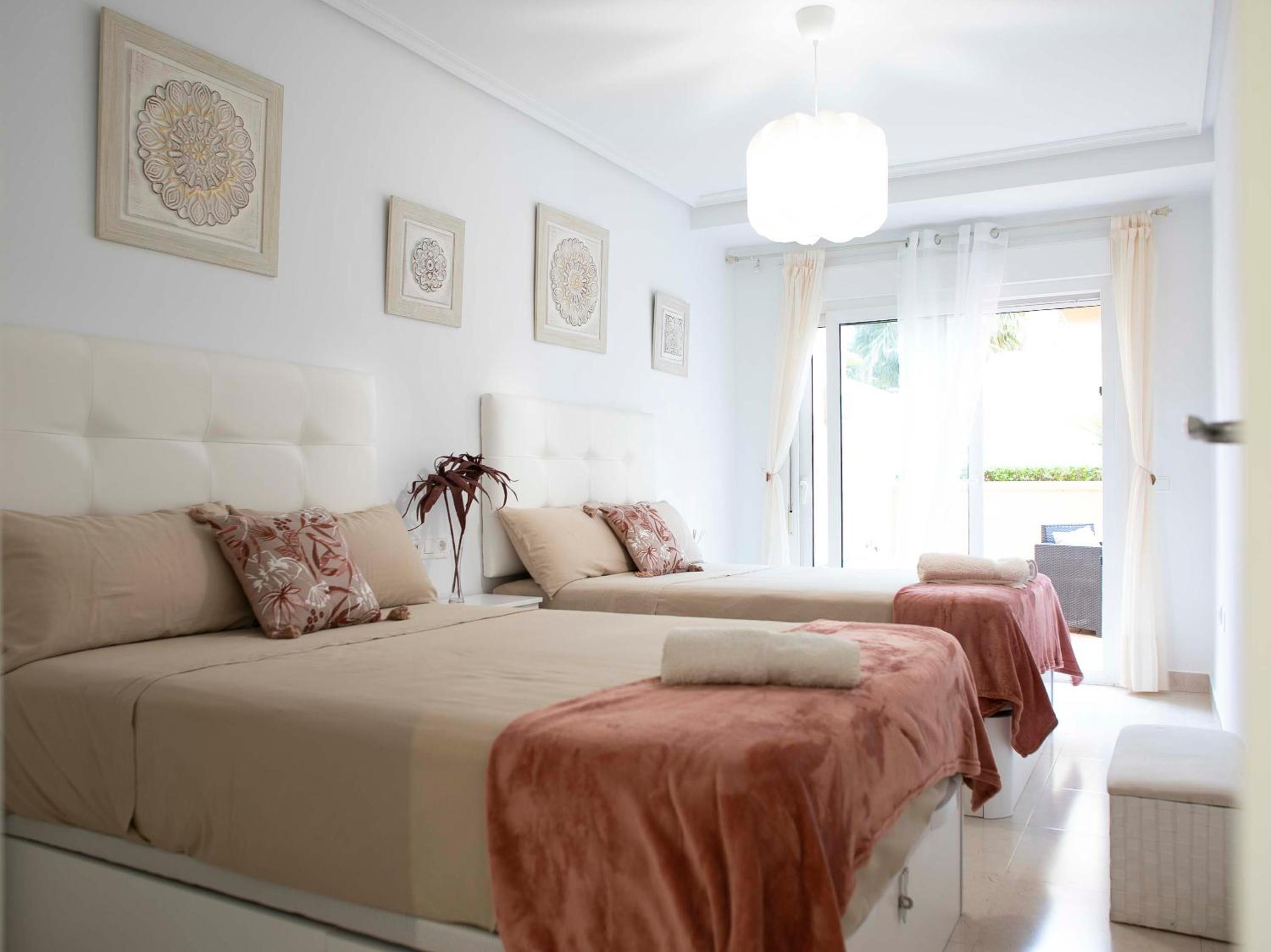 Apartamento LUXURY en ROQUETAS DE MAR - PLAYA SERENA Urbanización VILLA ROMANA