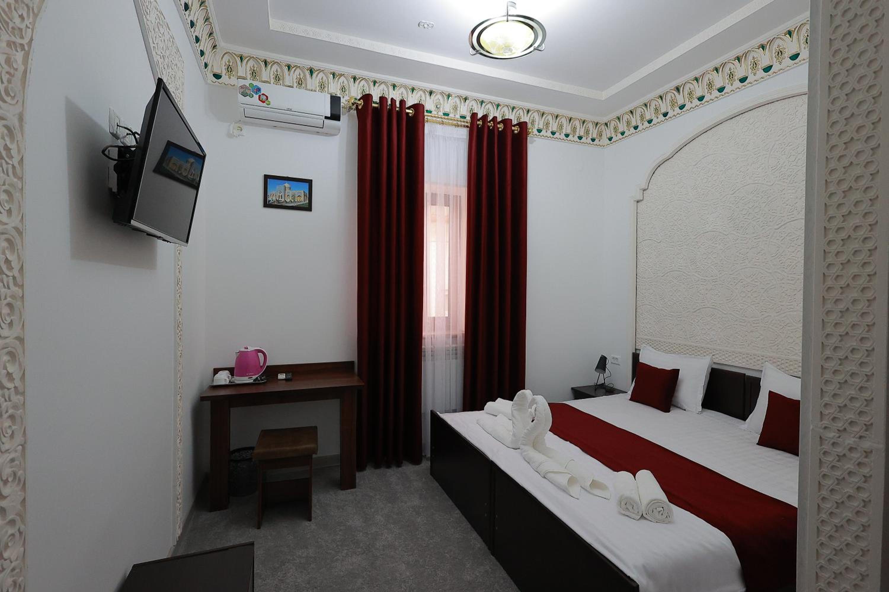 Jahangir Boutique Bukhara