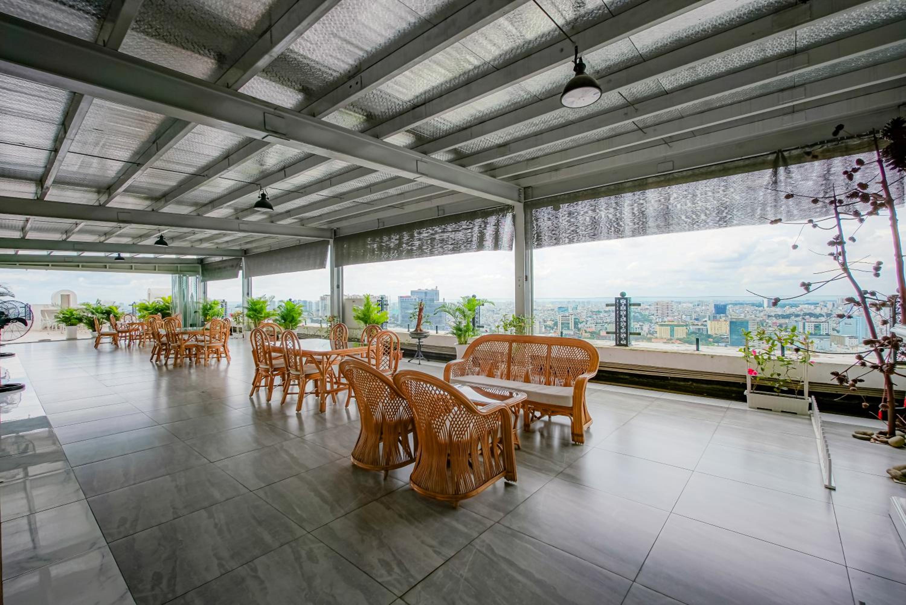 Léman Luxury Apartment District 3 HCMC