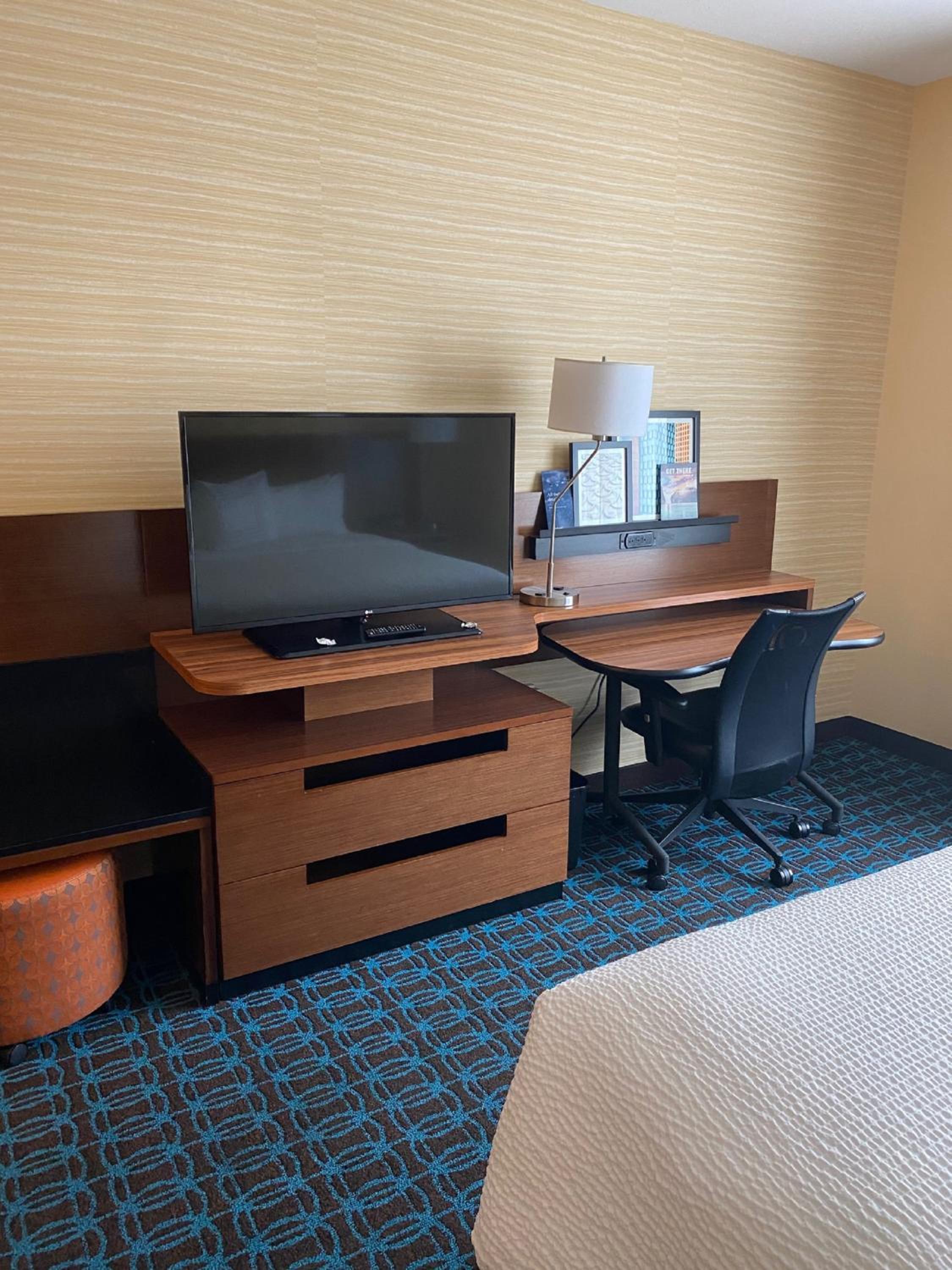 Durango Vacations - Fairfield Inn  Suites by Marriott Durango - Property Image 3
