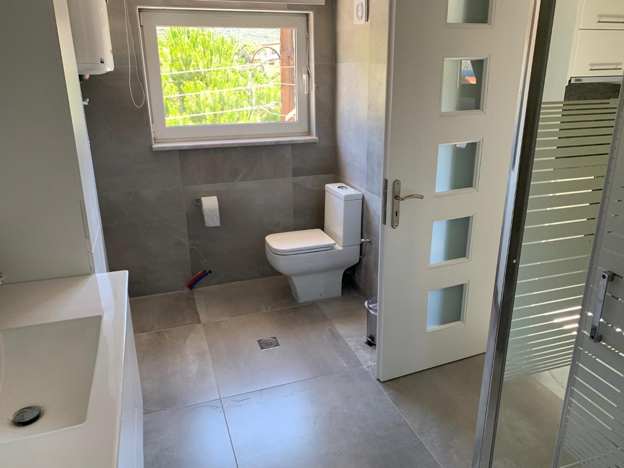 LIVAS Almyri seafront flat