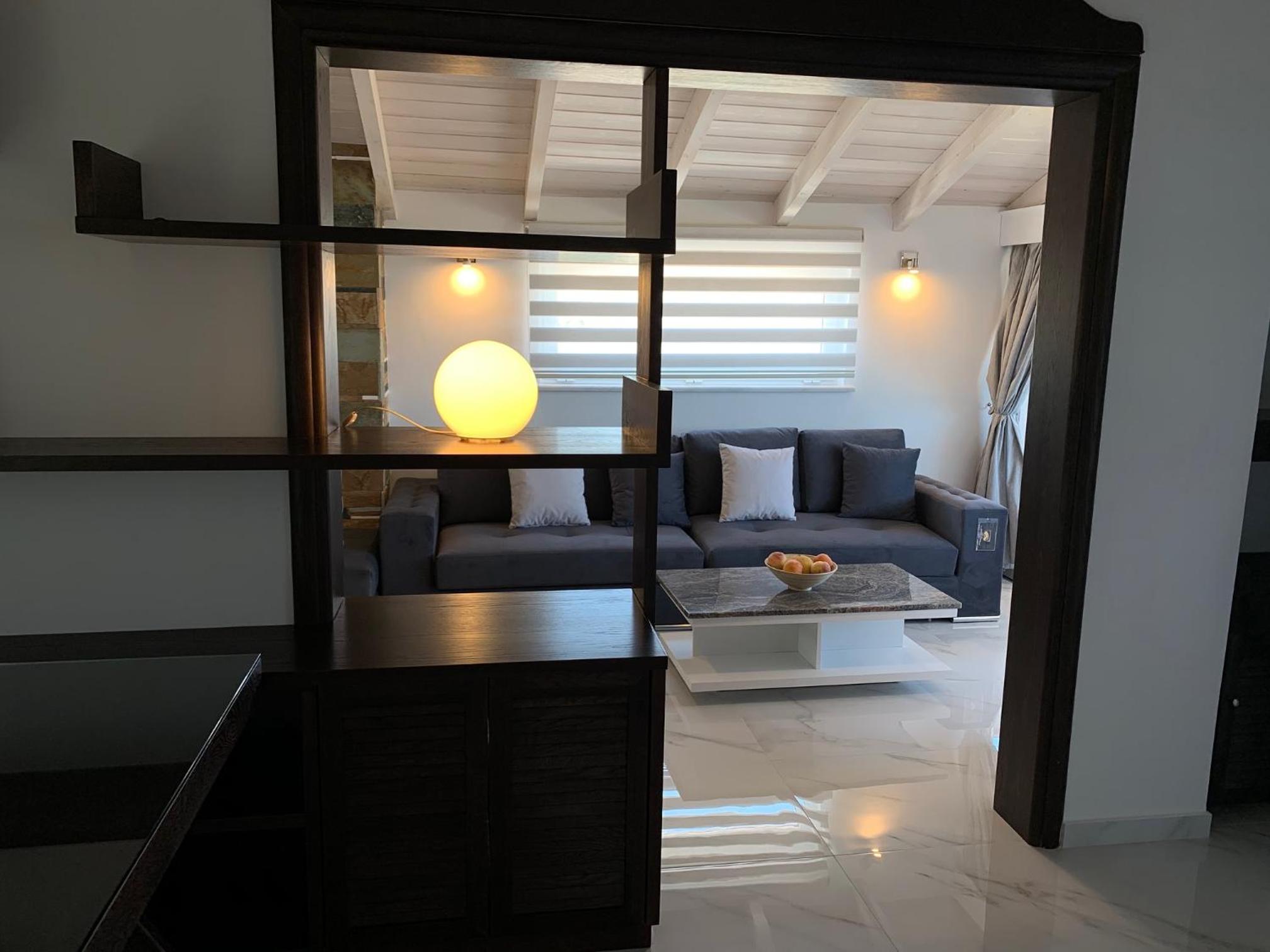 LIVAS Almyri seafront flat