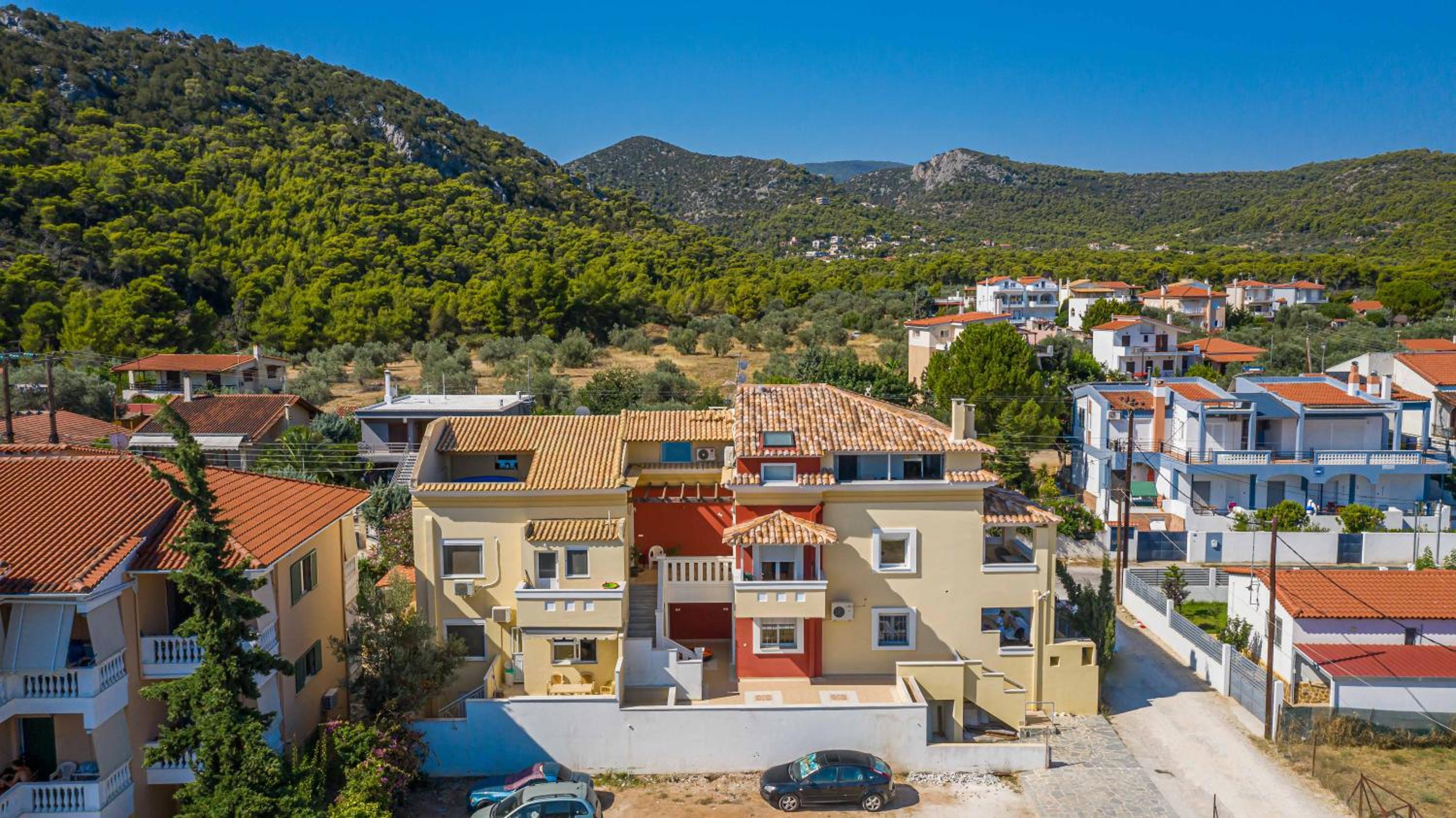 LIVAS Almyri seafront flat