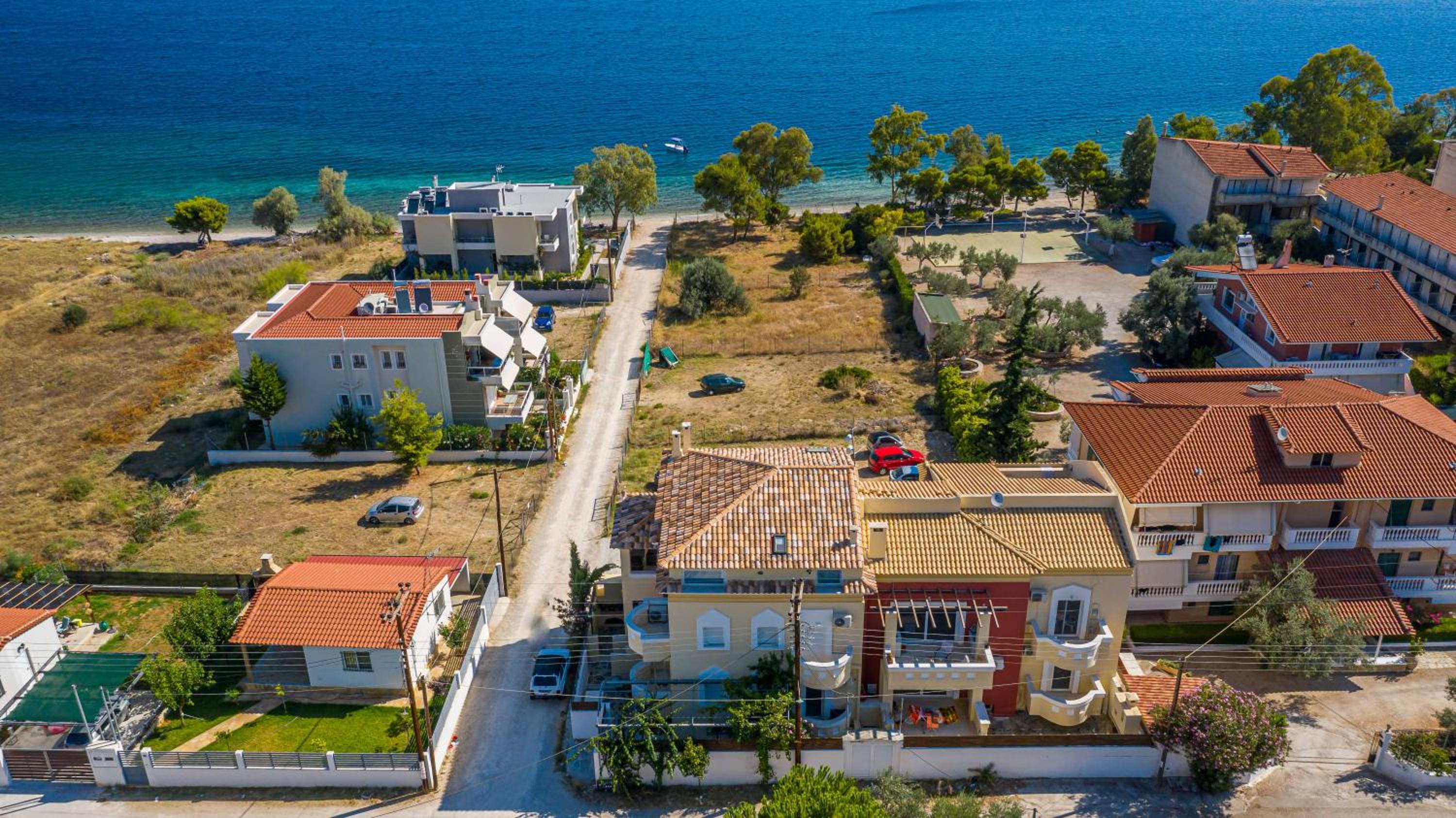 LIVAS Almyri seafront flat