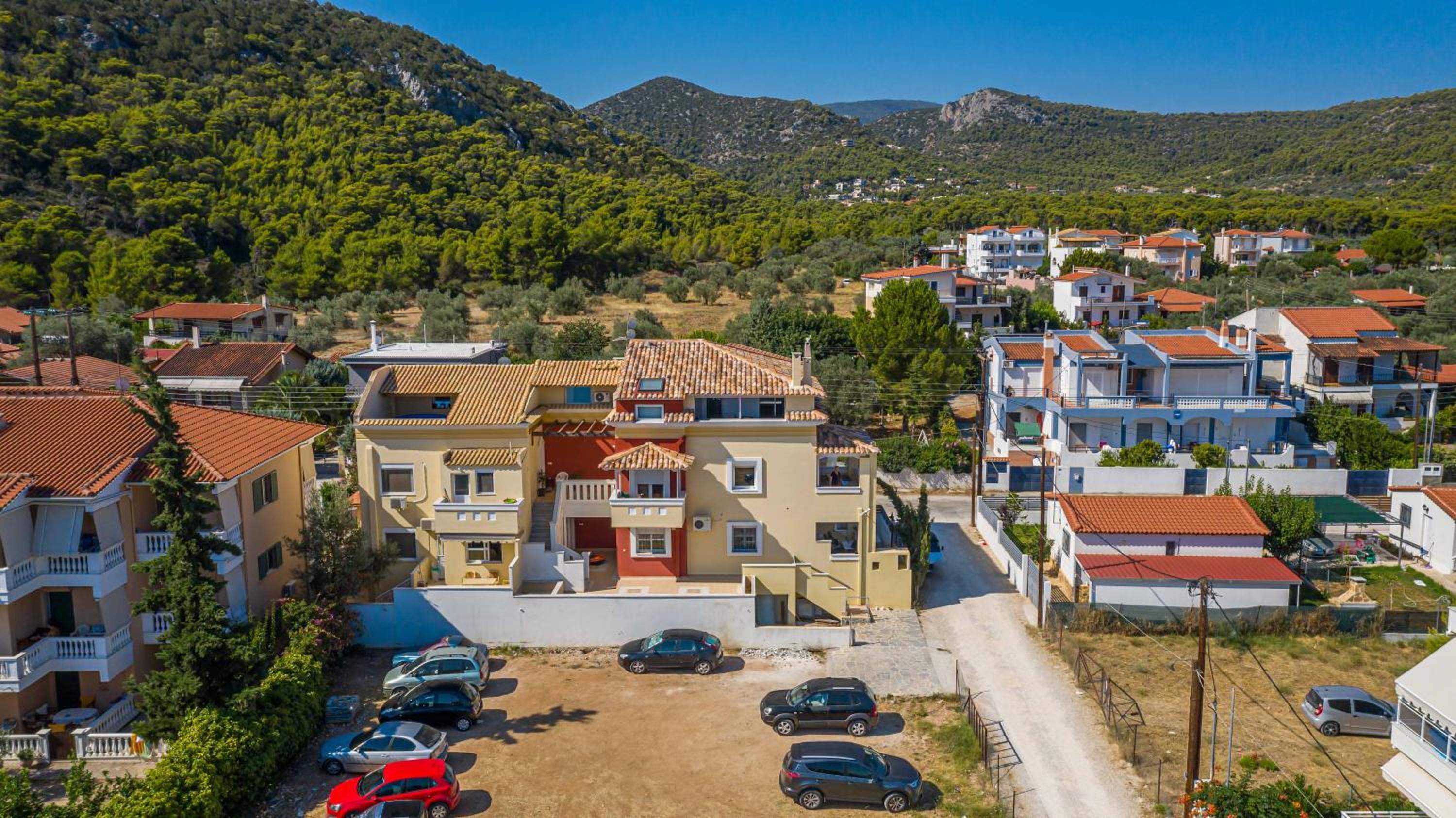 LIVAS Almyri seafront flat