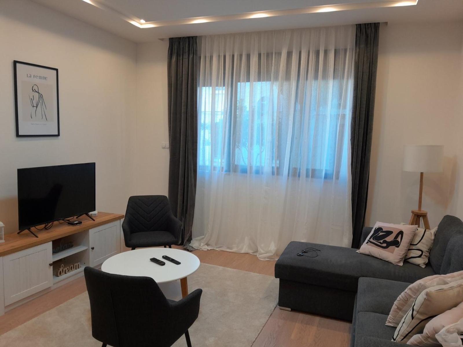 Olive center apartment