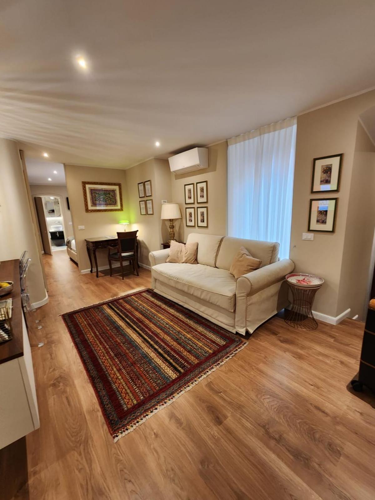Charming stay in Roma - Luxury Holiday Apartment