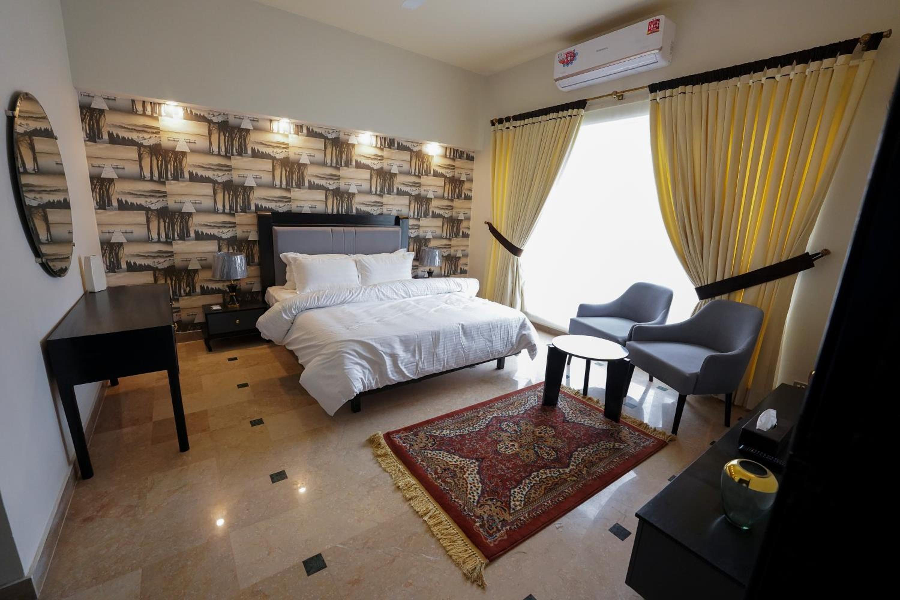 hotel room