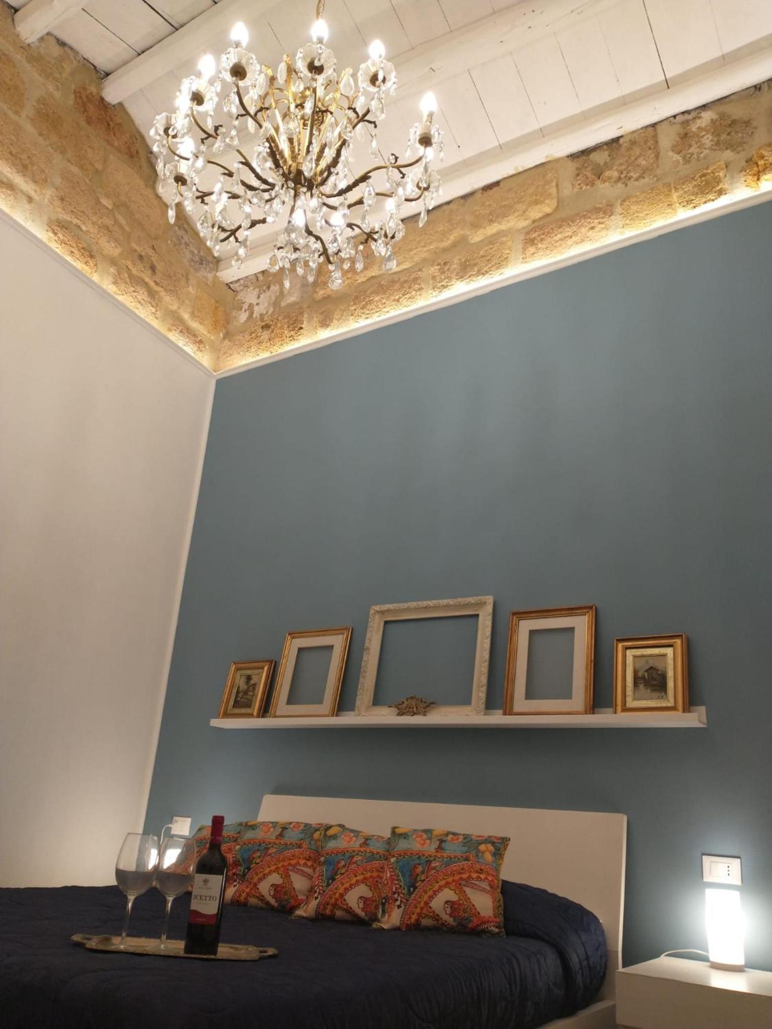Binario 91 Rooms en Palermo — hotel room