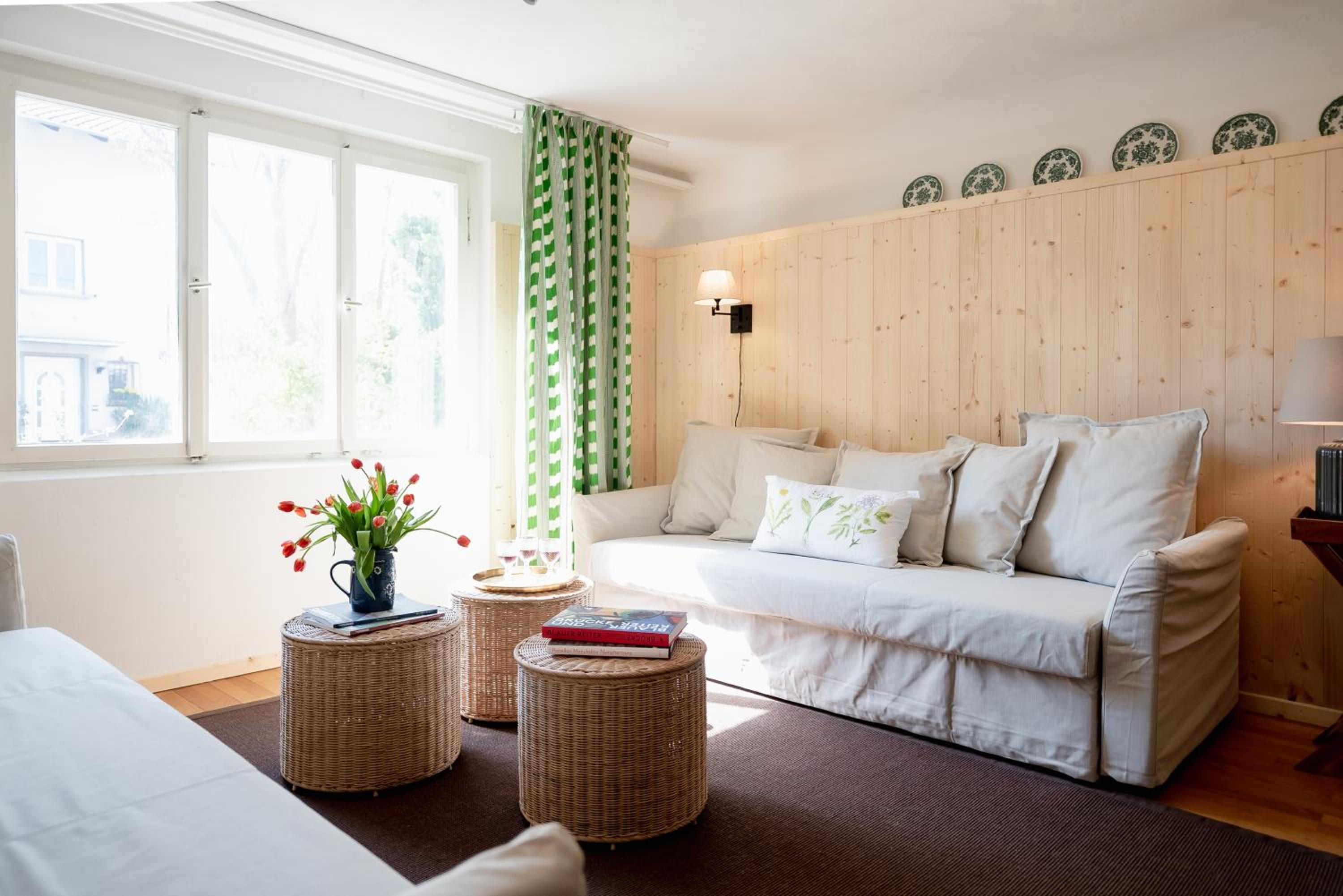 Bodensee Apartments, Sauna, Lake Walks, Free Parking, Self Checkin, Nature Reserve, Restaurants Nearby