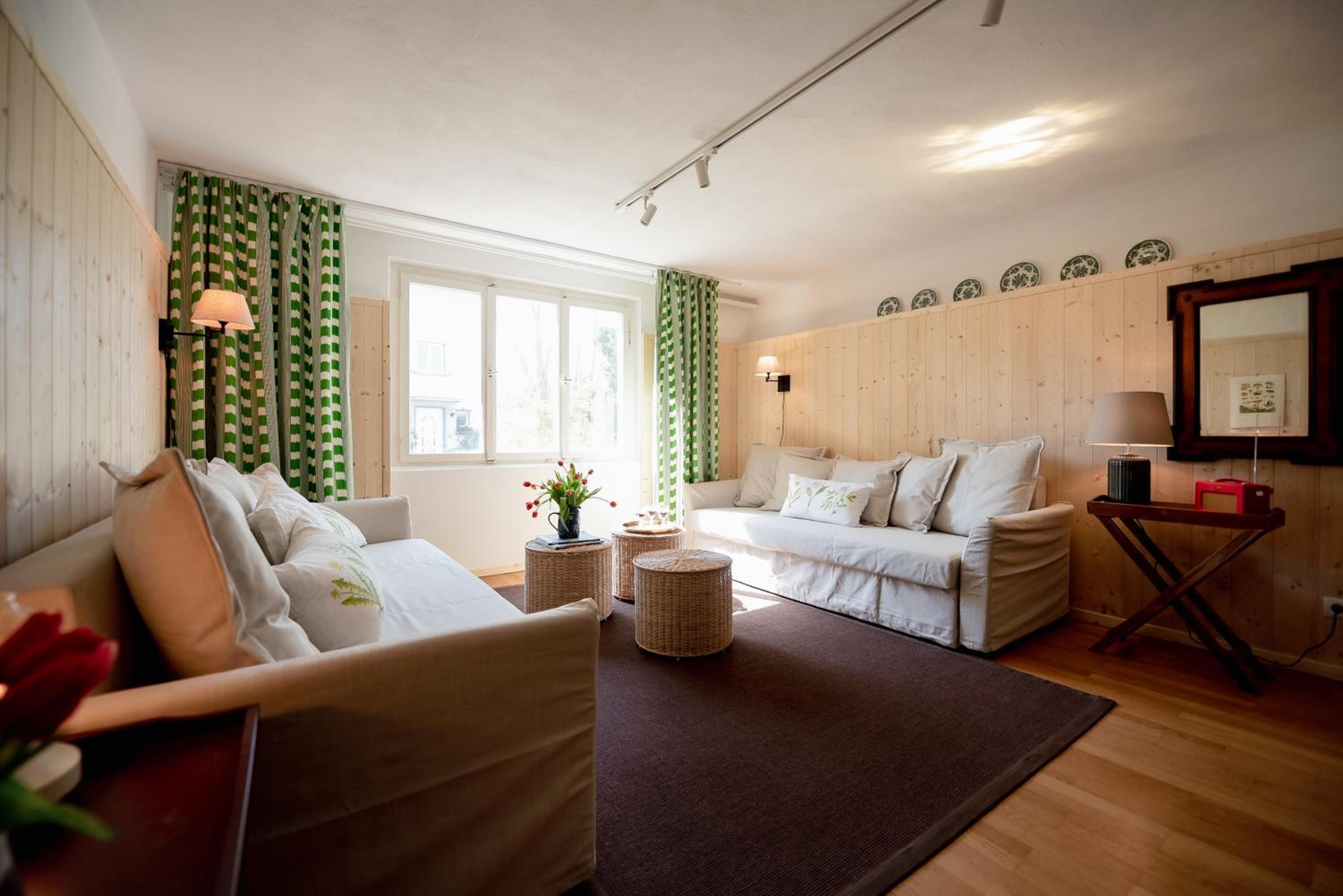 Bodensee Apartments, Sauna, Lake Walks, Free Parking, Self Checkin, Nature Reserve, Restaurants Nearby