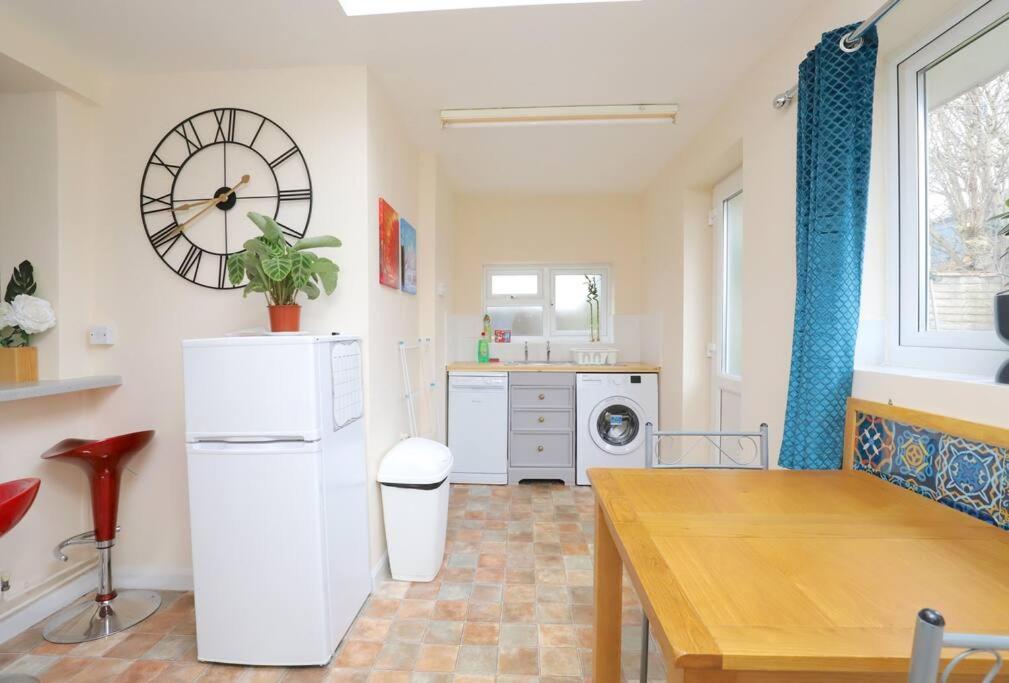 Oxford Vacations - Wolsey Road, North Oxford - Property Image 15