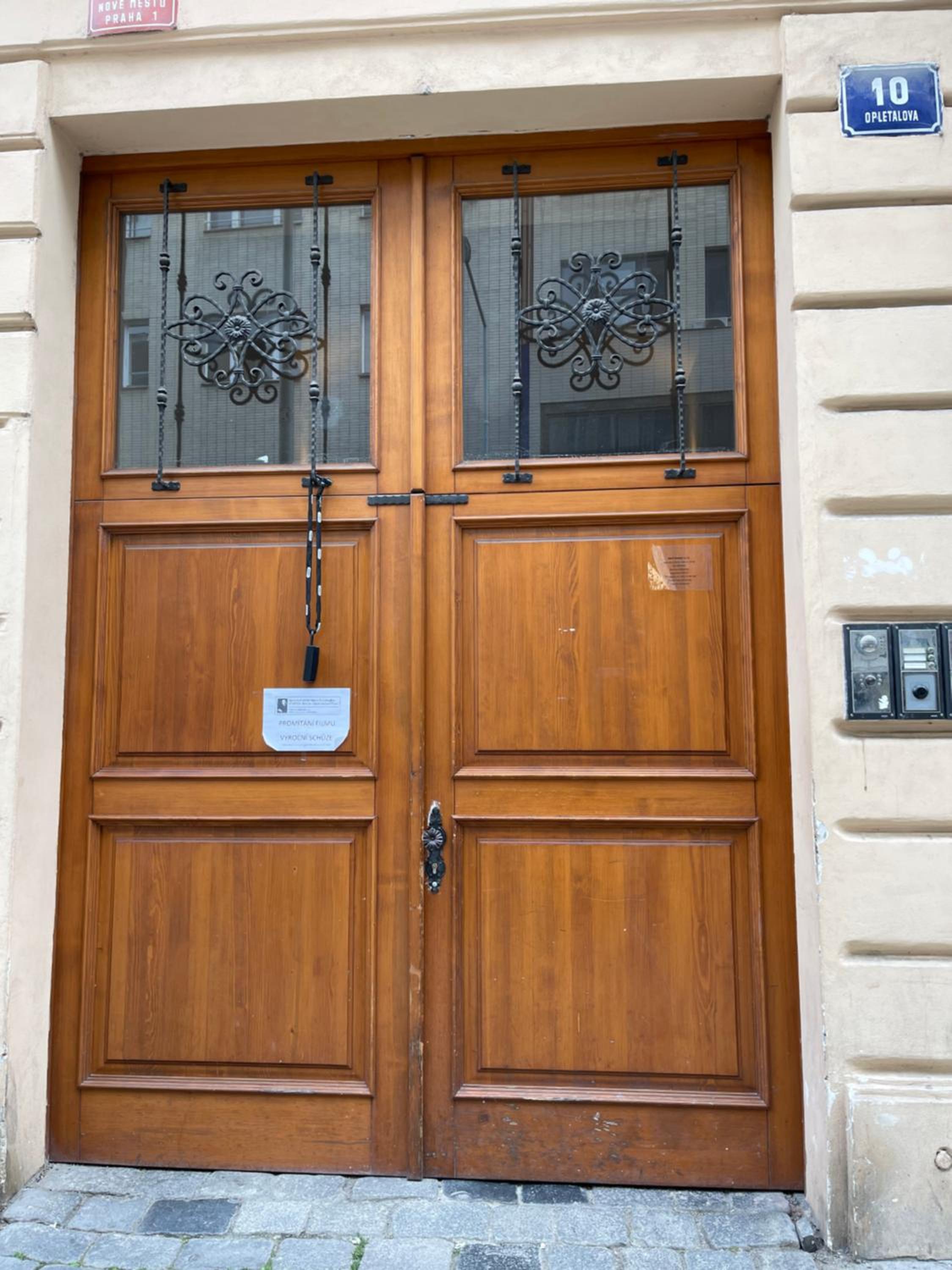 Wenceslas Square Two-floor Apartment