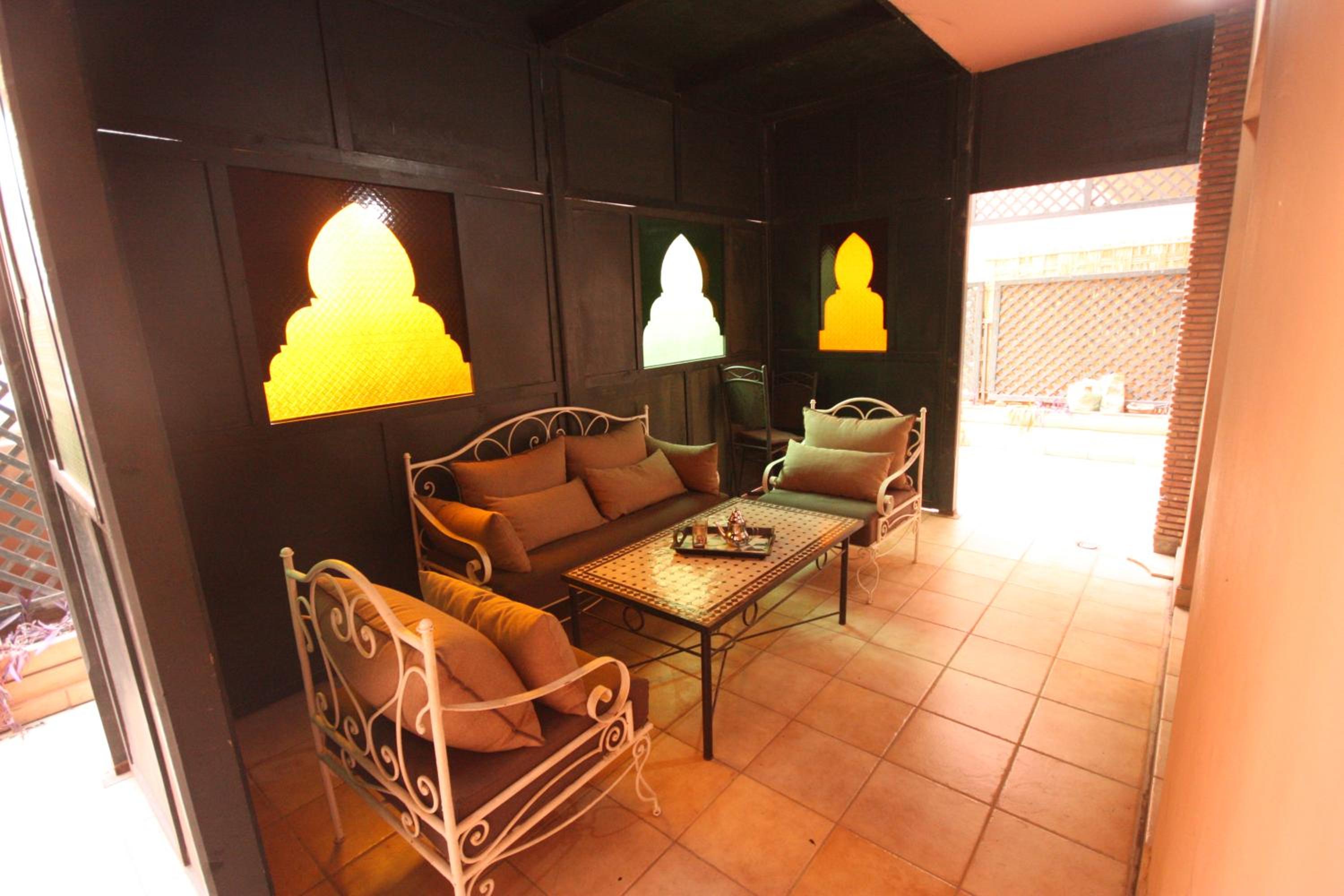 lounge