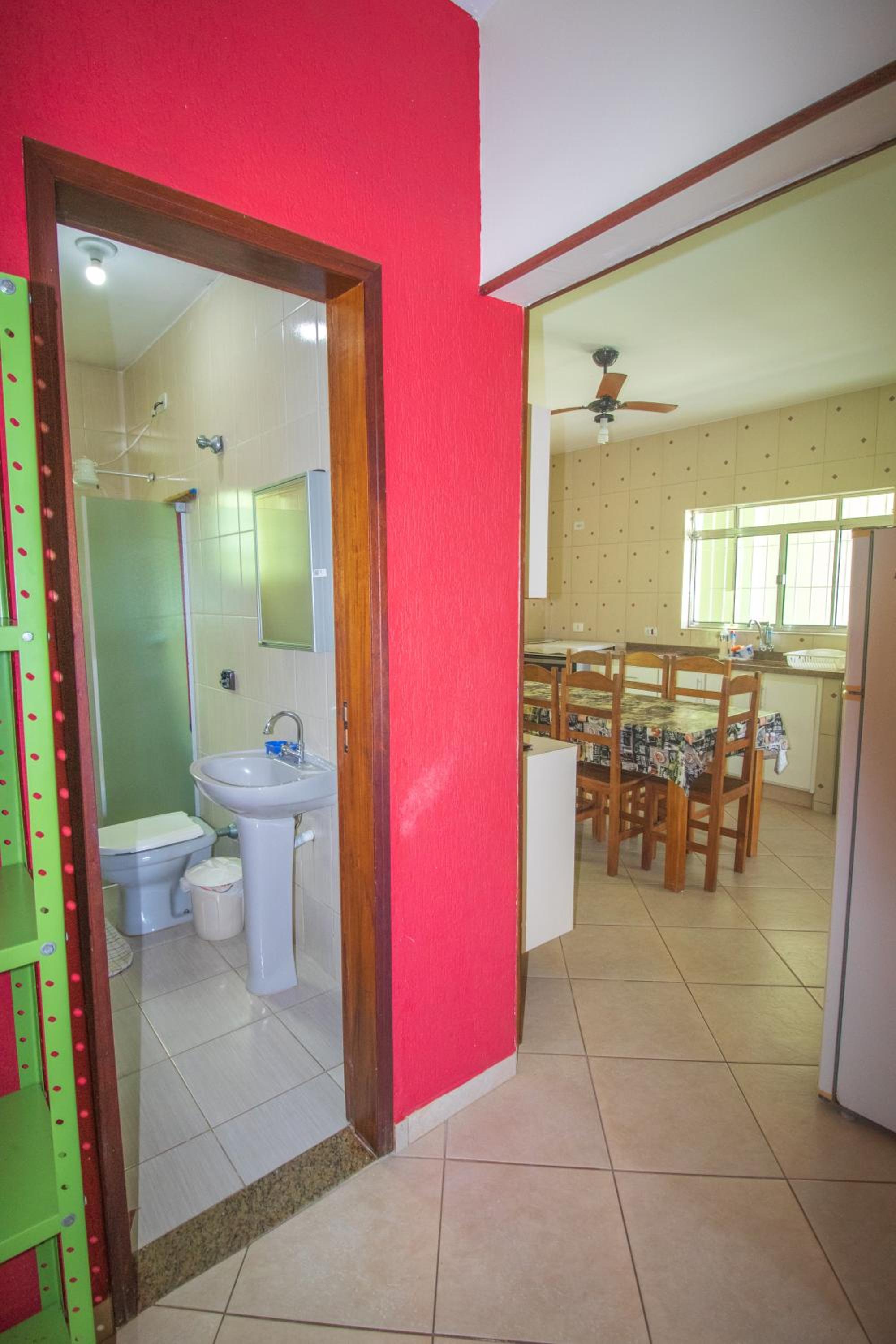 Casa em Ubatuba na Praia Grande para Temporada ALUGO SOMENTE PARA FAMÍLIA!!!