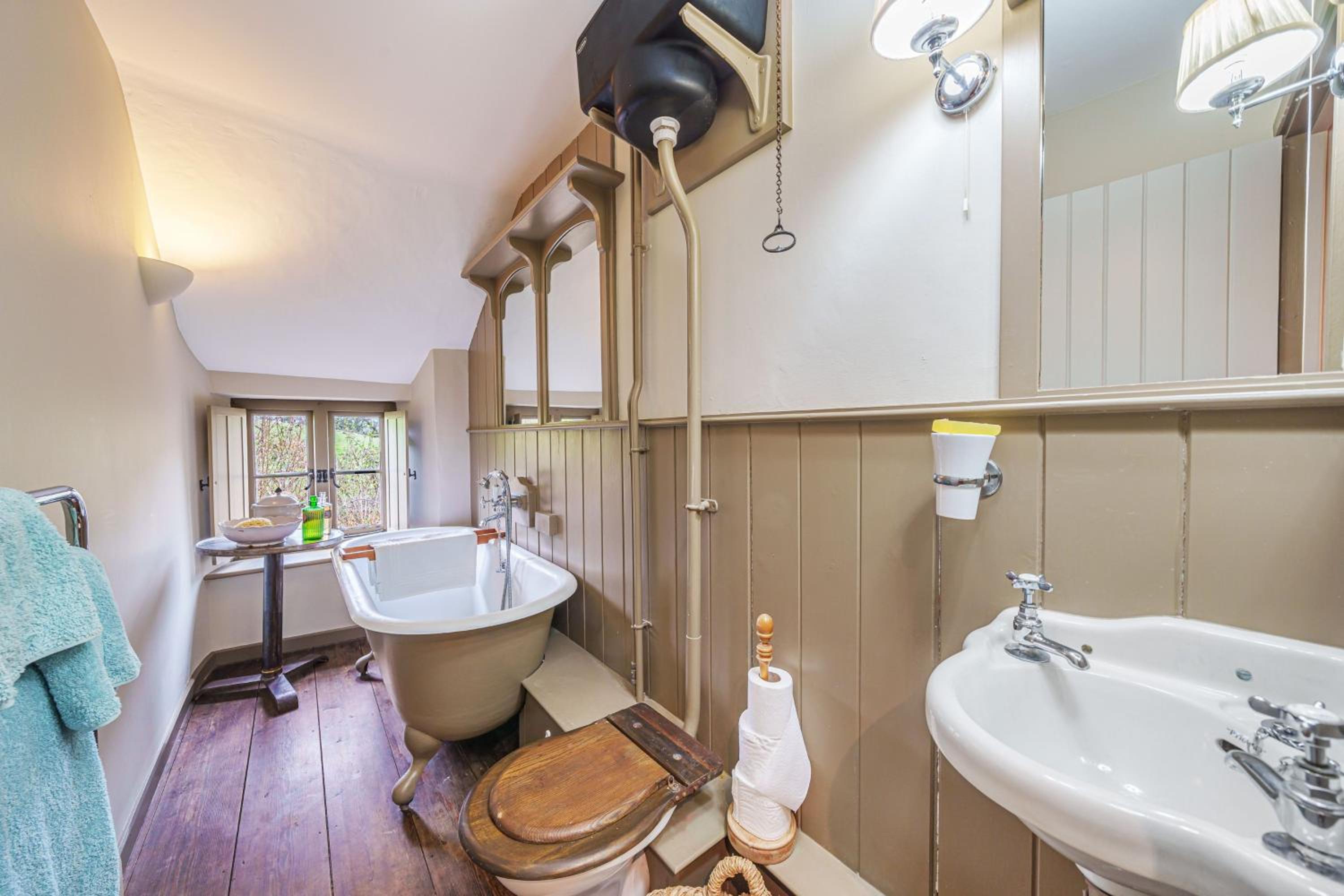 Ford Cottage