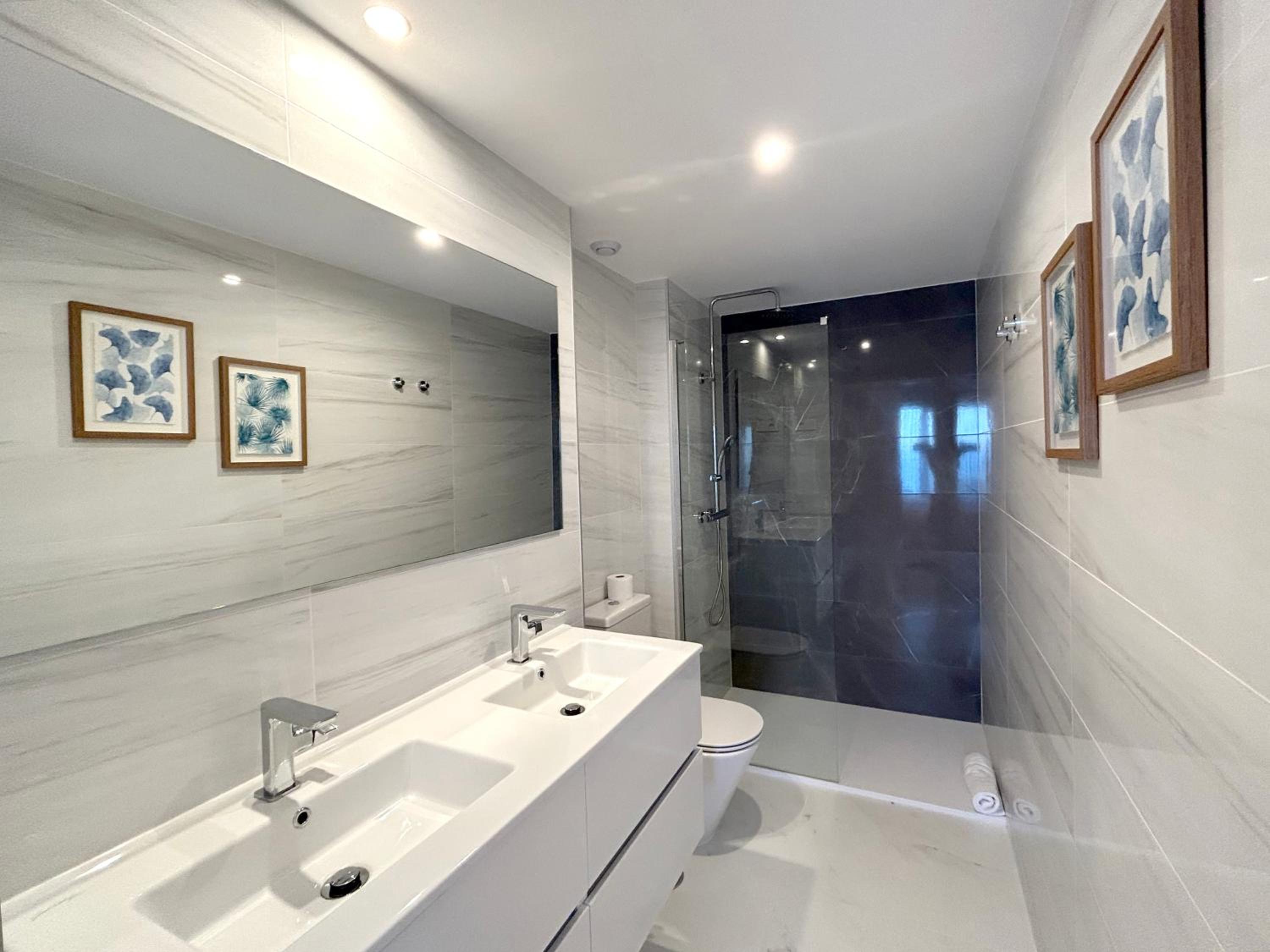 POSIDONIA PUNTA PRIMA - Luxury Seafront Apartments