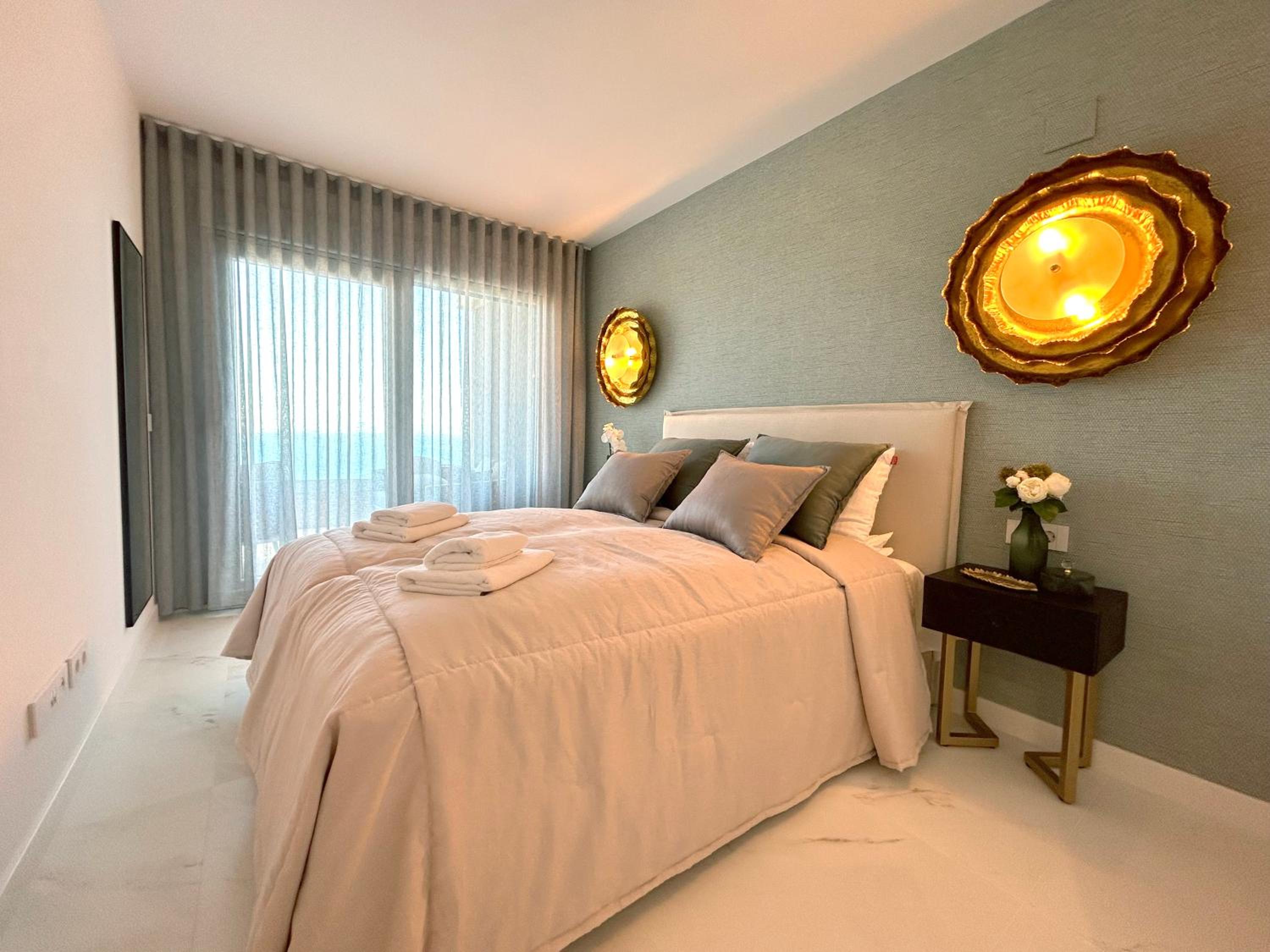 POSIDONIA PUNTA PRIMA - Luxury Seafront Apartments