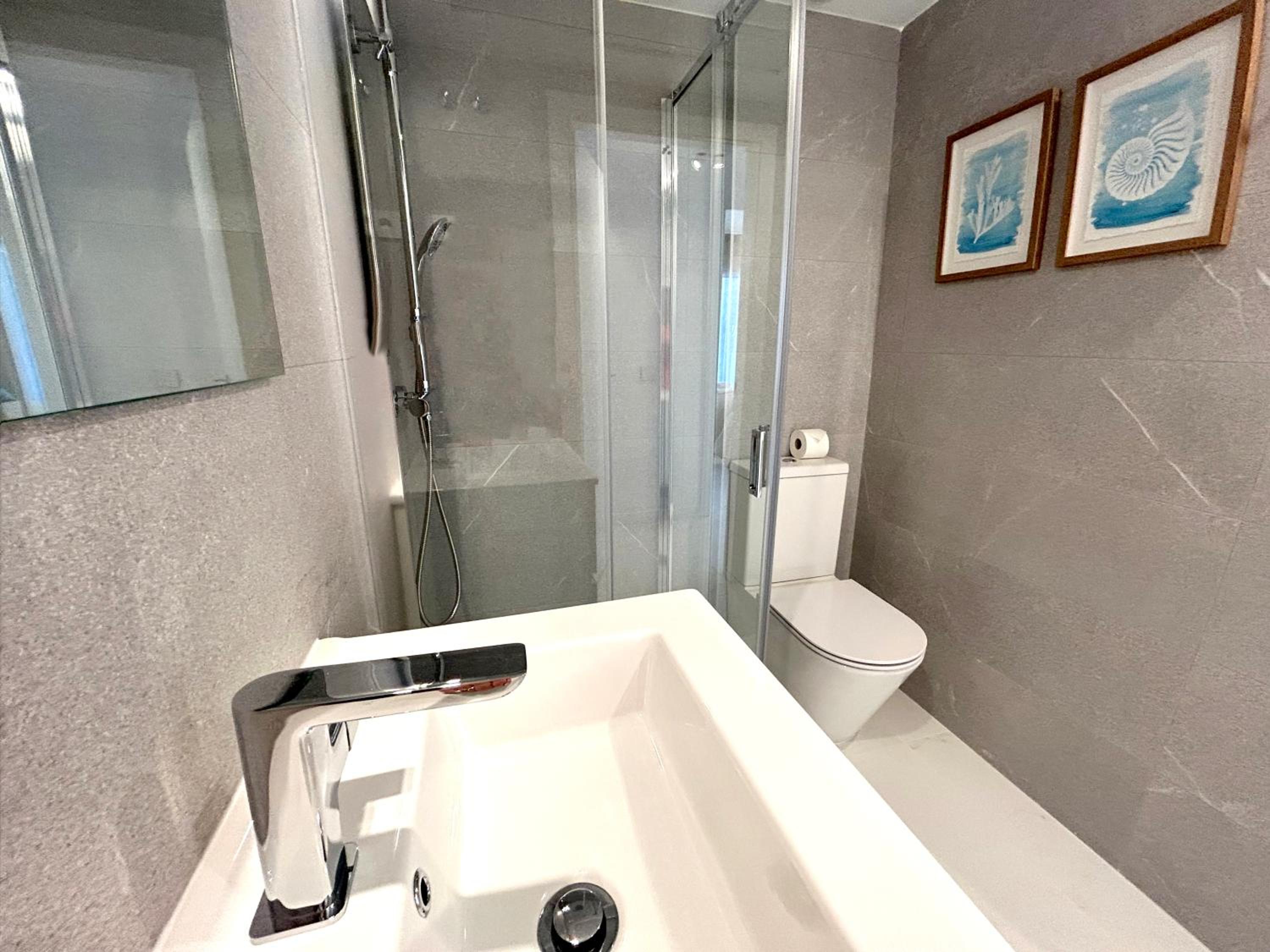 POSIDONIA PUNTA PRIMA - Luxury Seafront Apartments