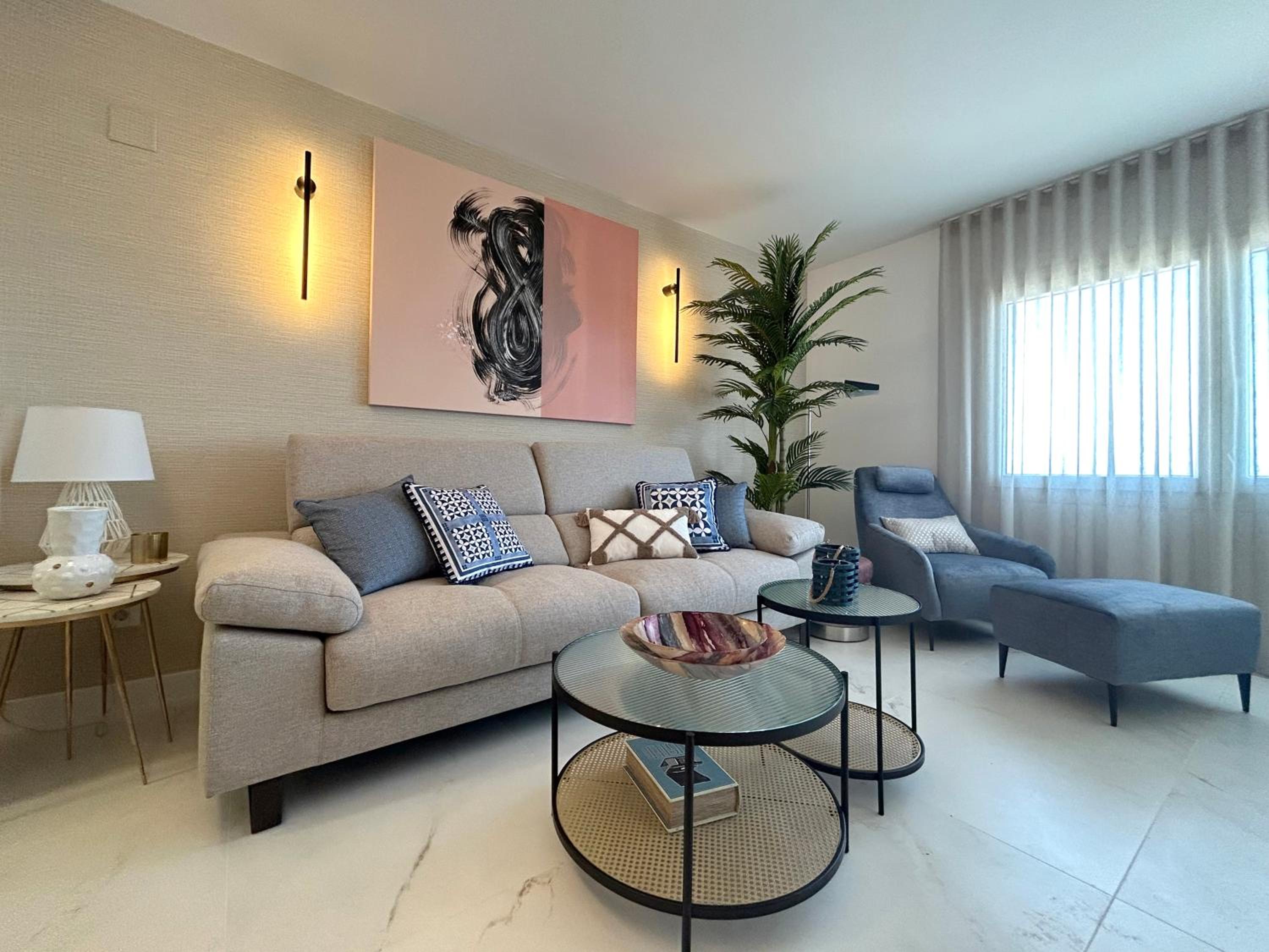POSIDONIA PUNTA PRIMA - Luxury Seafront Apartments