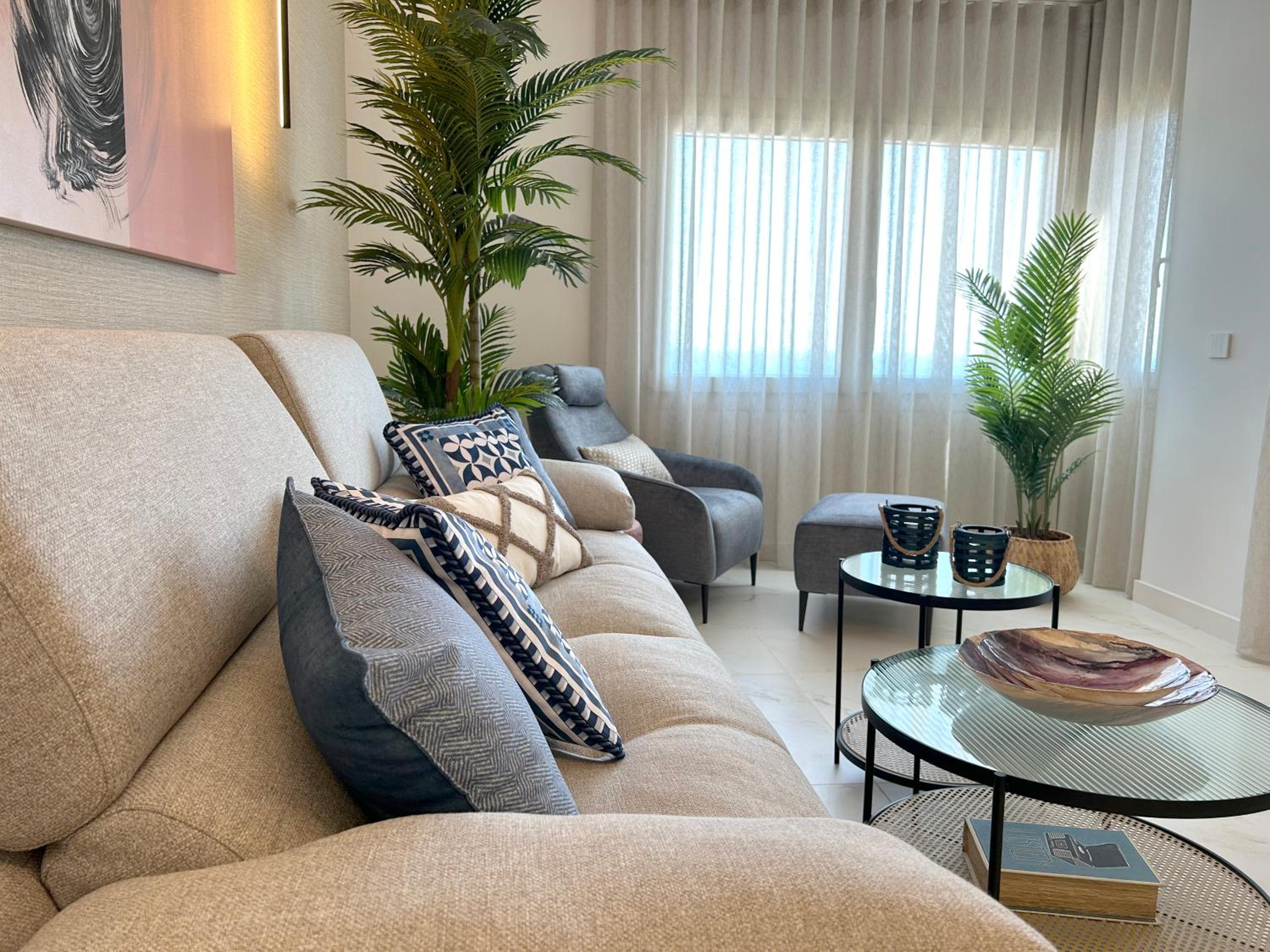 POSIDONIA PUNTA PRIMA - Luxury Seafront Apartments